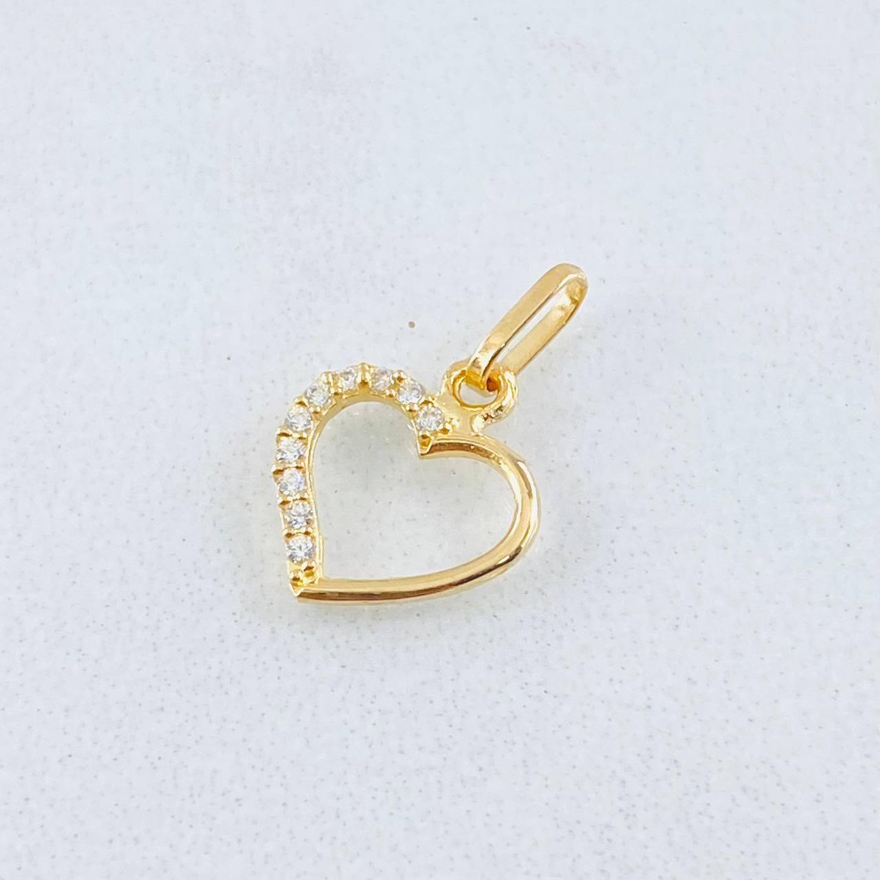 Dije Silueta Corazón 0.3gr / 1/2 in / Oro Amarillo 18K
