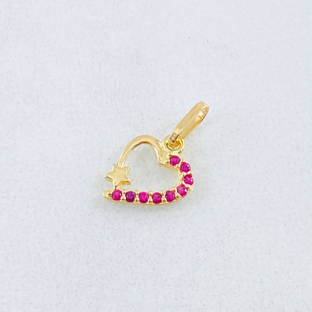 Dije Corazón Estrella 0.3gr / 1/2 in / Oro Amarillo 18K ©