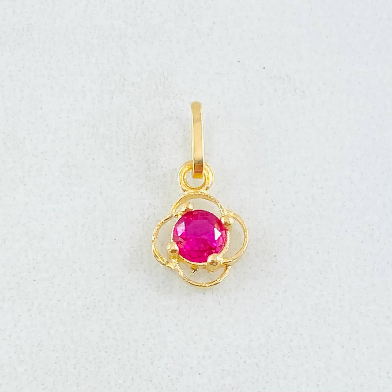 Pendant Flower Silhouette 0.35gr / 1/2 in / 18K Yellow Gold ©