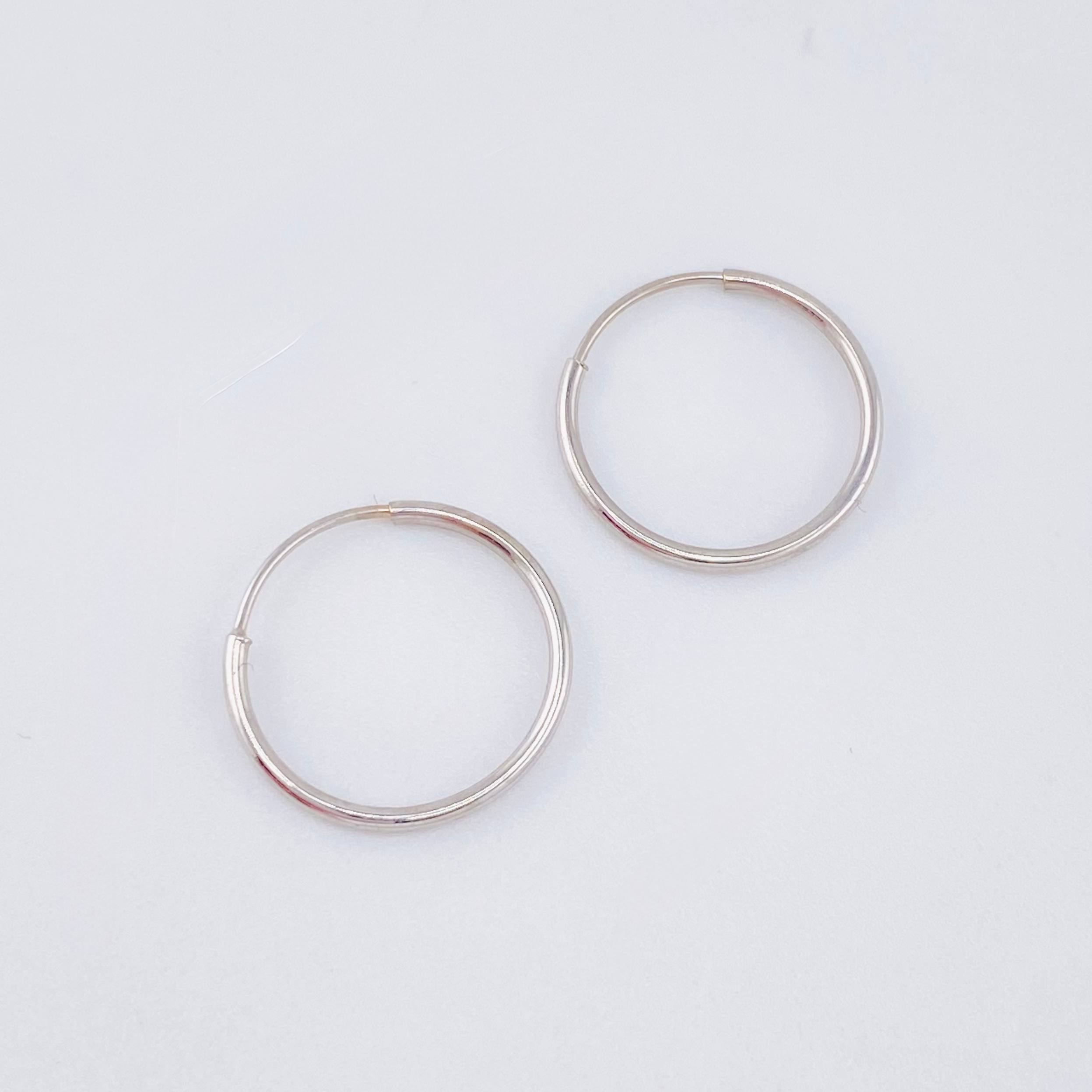 Candongas Aro Liso 0.6gr / 1/2 in / Oro Blanco 18K *