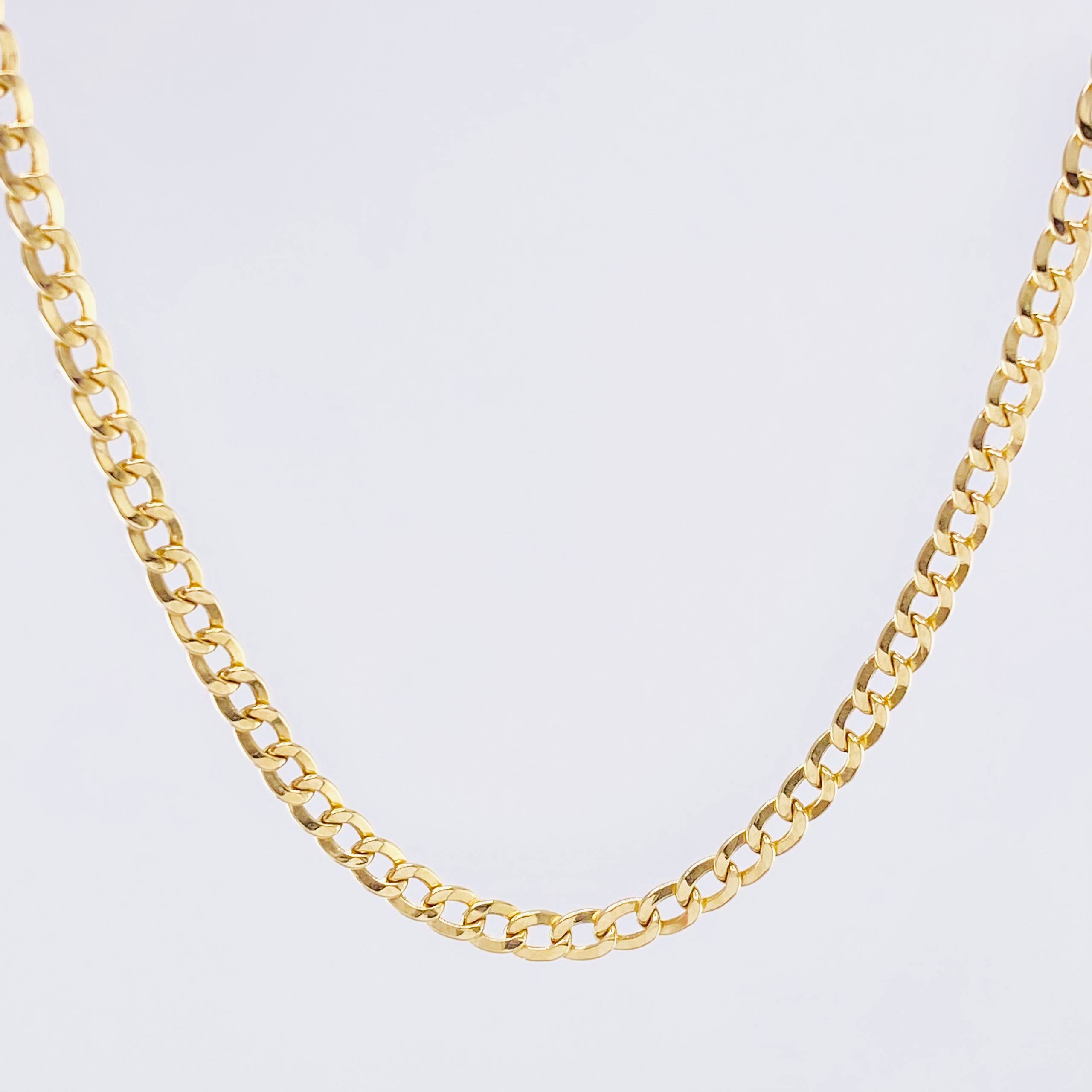 Cadena Cubana 2,35gr / 2.4mm Oro Amarillo +1 18K ©