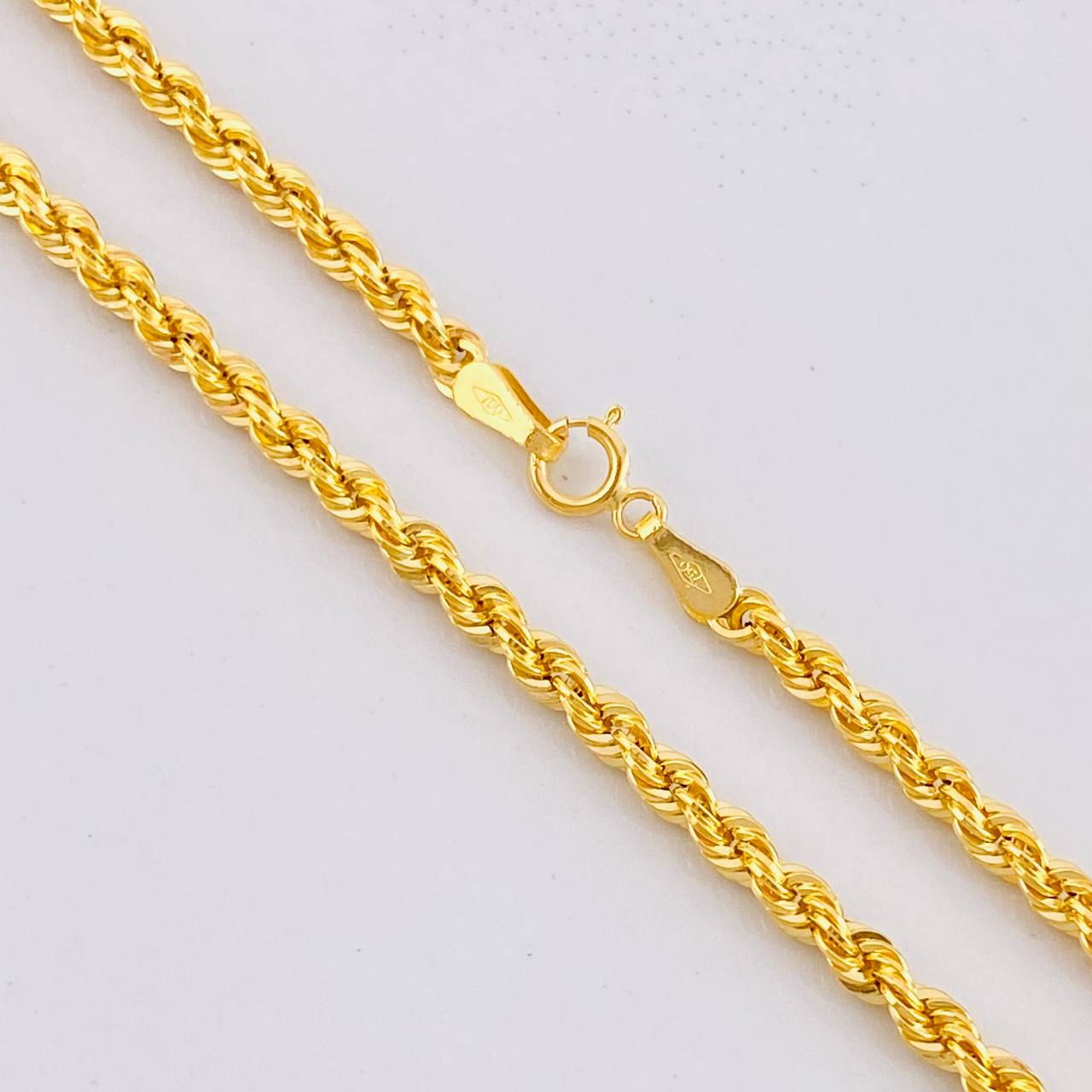 Cadena Lazo 5.05g / 24 in / 2.7mm Oro Amarillo 18K