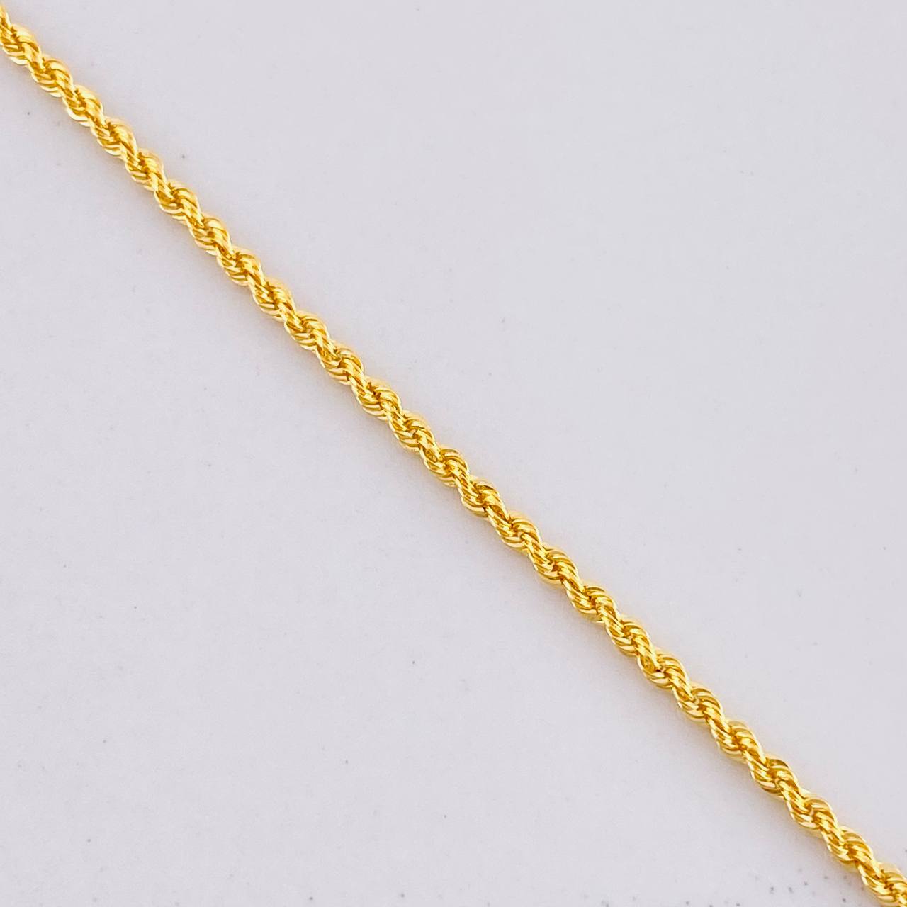 Cadena Lazo 2.05g / 24 in / 1.6mm Oro Amarillo 18K