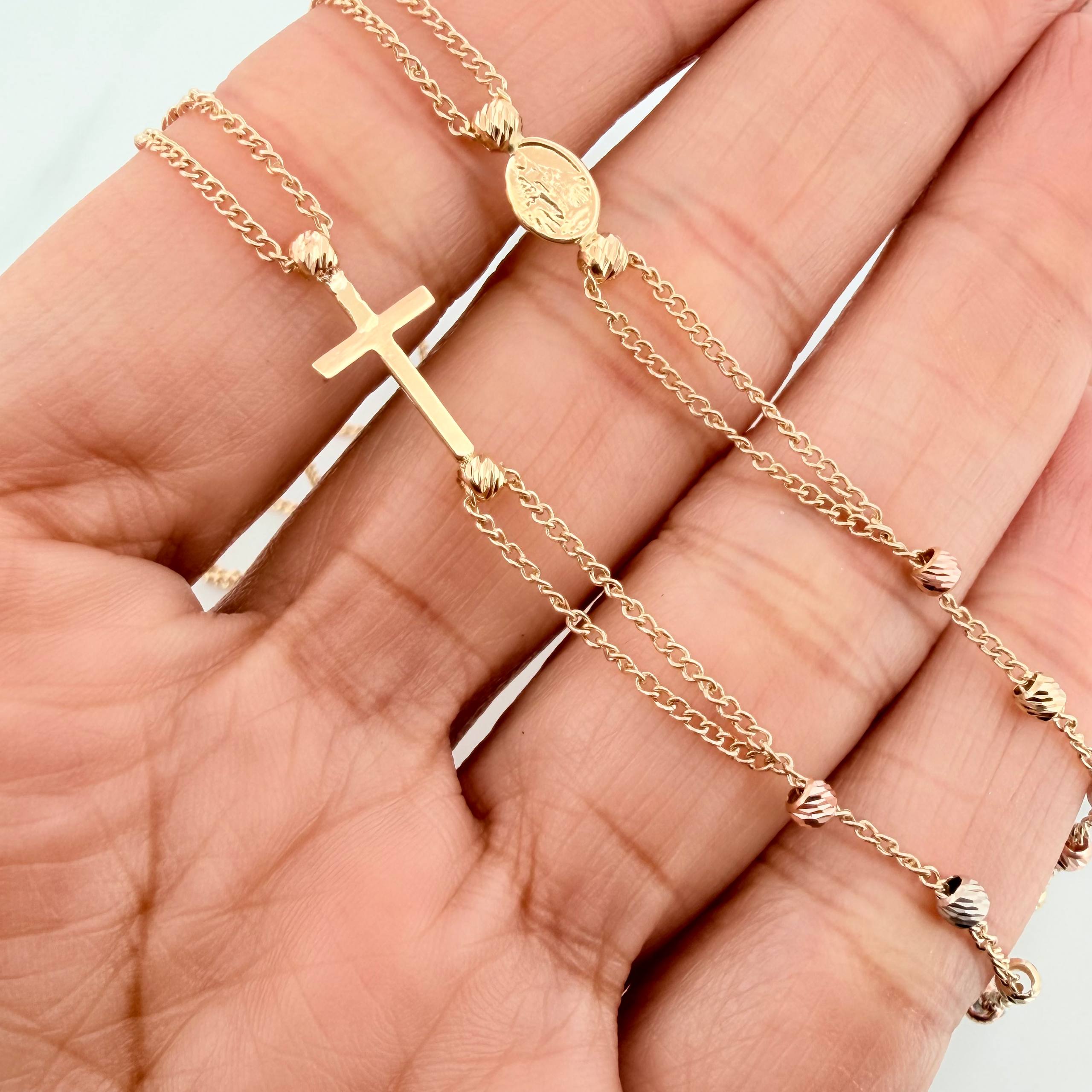 Cadena Denario virgen milagrosa 3.85g / 18 in / 2.7mm Tres Oros 18K