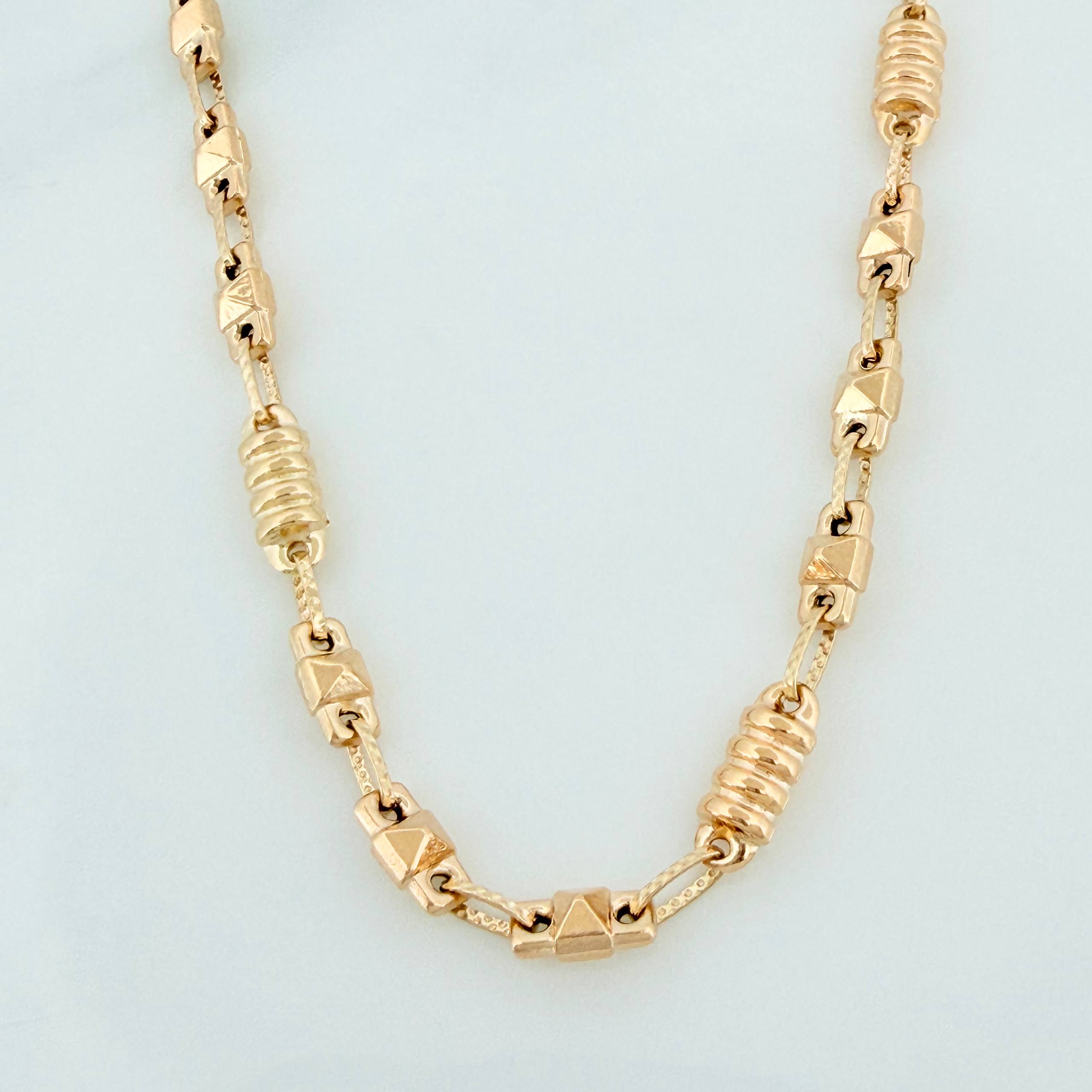 Cadena Rustica rombo tornillo 13.6g / 24 1/4 in / 4.7mm Oro Amarillo 18K