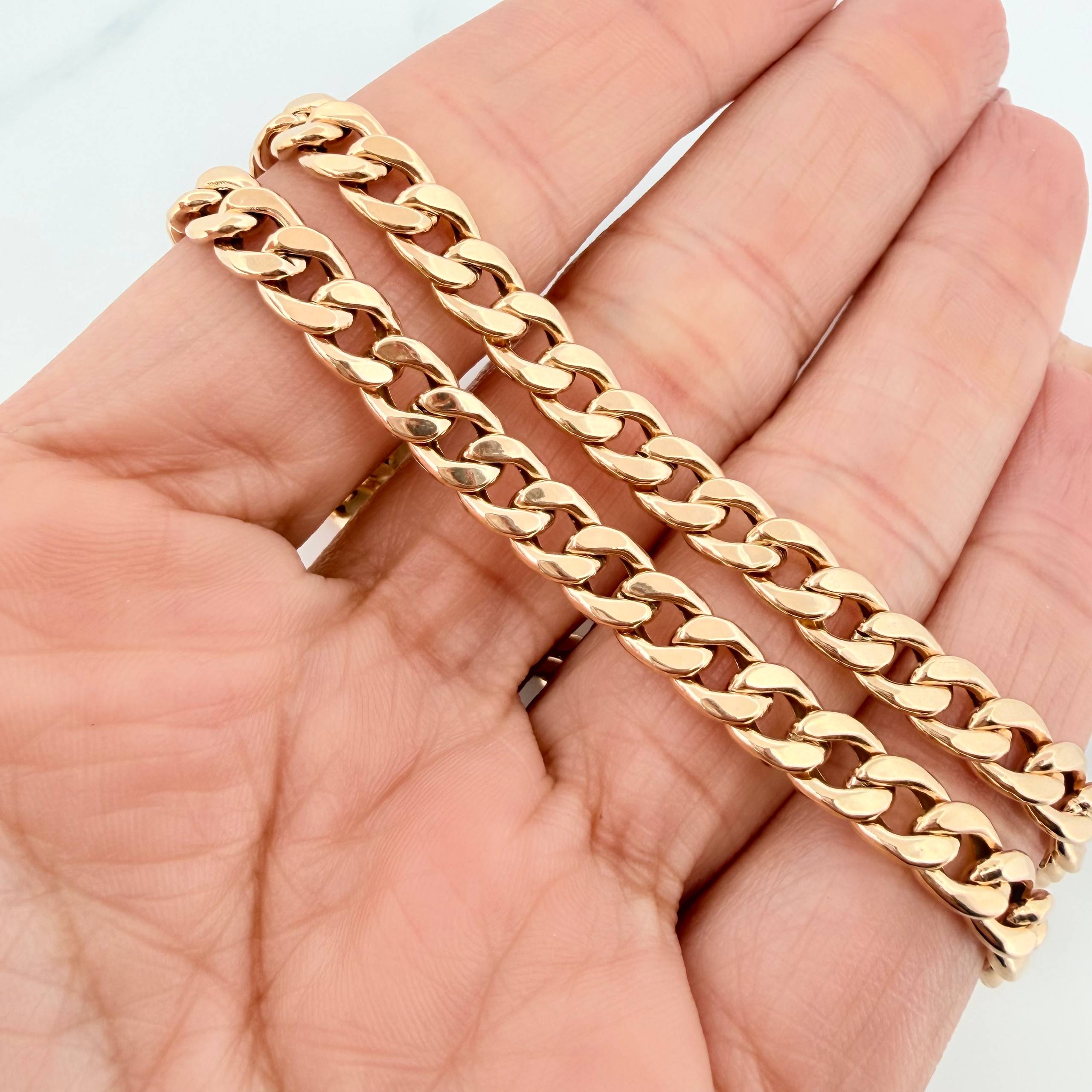 Cadena Cubana 8.95g / 24 in / 5.8mm Oro Amarillo 18K