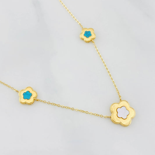 Chain Hoop followed by Flower 2.85g / 18 in / 0.6mm Yellow Gold 18K
