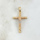Dije Crúz Cristo Espiral Amplia 4.1gr / 4cm / Circones Blancos Tres Oros 18K