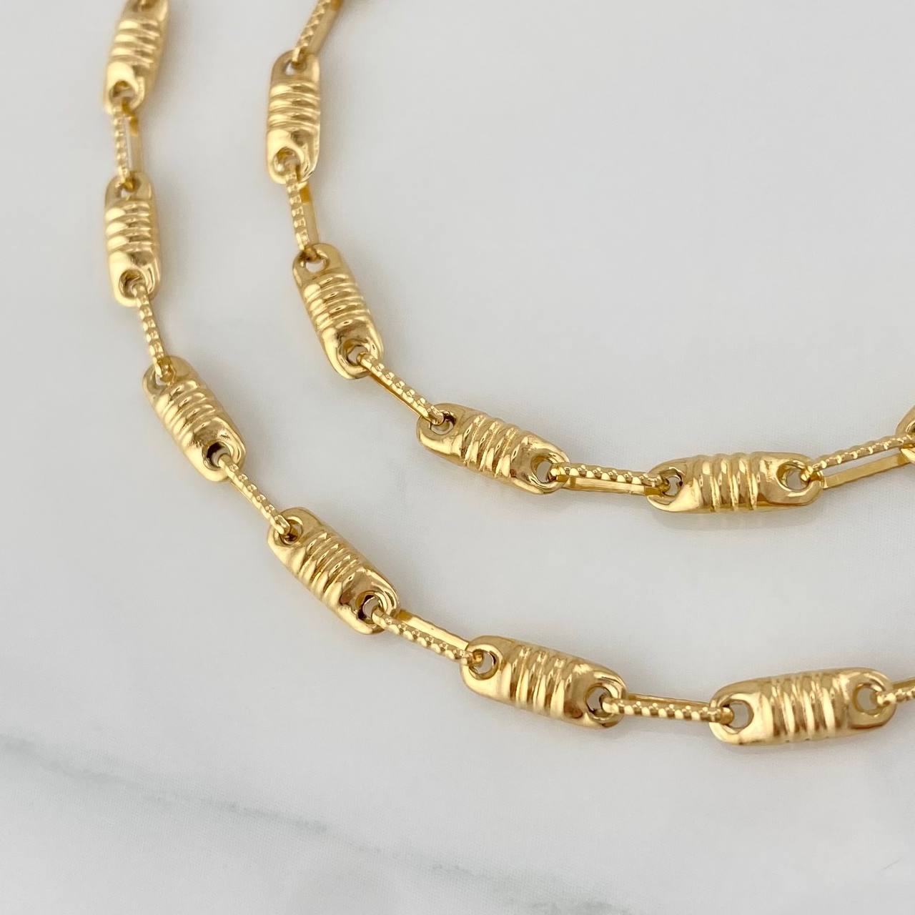 Rustic Barrel Chain 10.25 g / 24 1/4 in / 3 mm 18K Yellow Gold