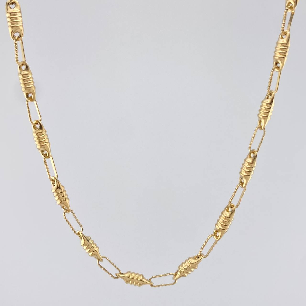 Rustic Barrel Chain 10.25 g / 24 1/4 in / 3 mm 18K Yellow Gold