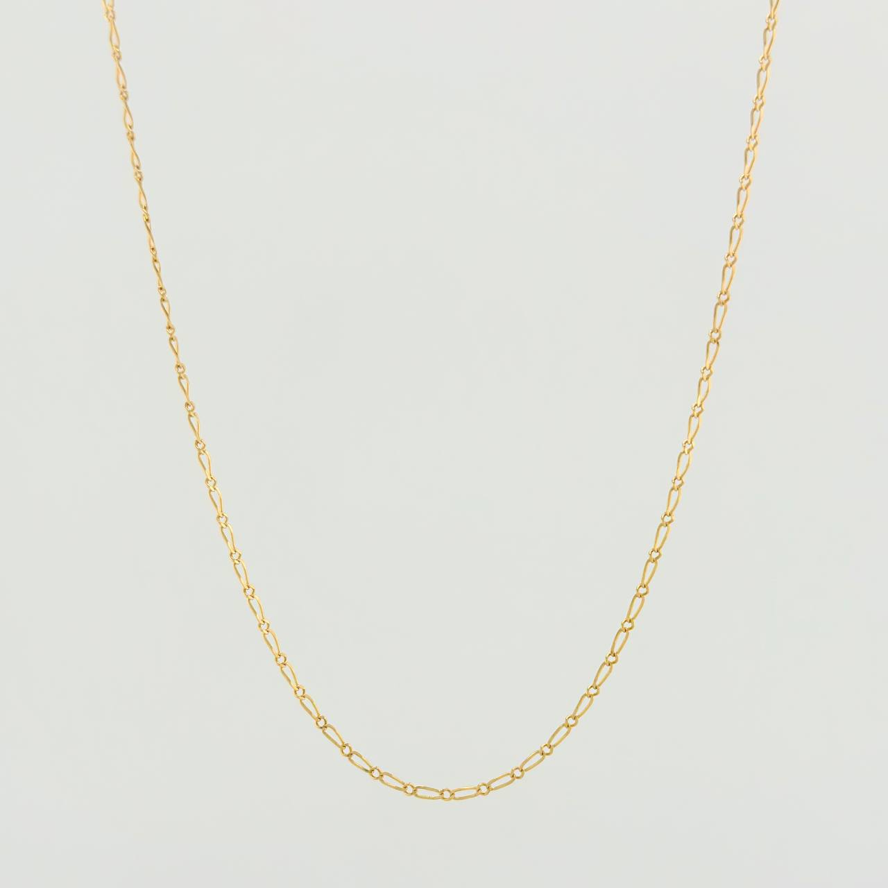 Cadena Figaro Seguido  2.5gr / 24 in / 1.43mm Oro Amarillo +1 18K $