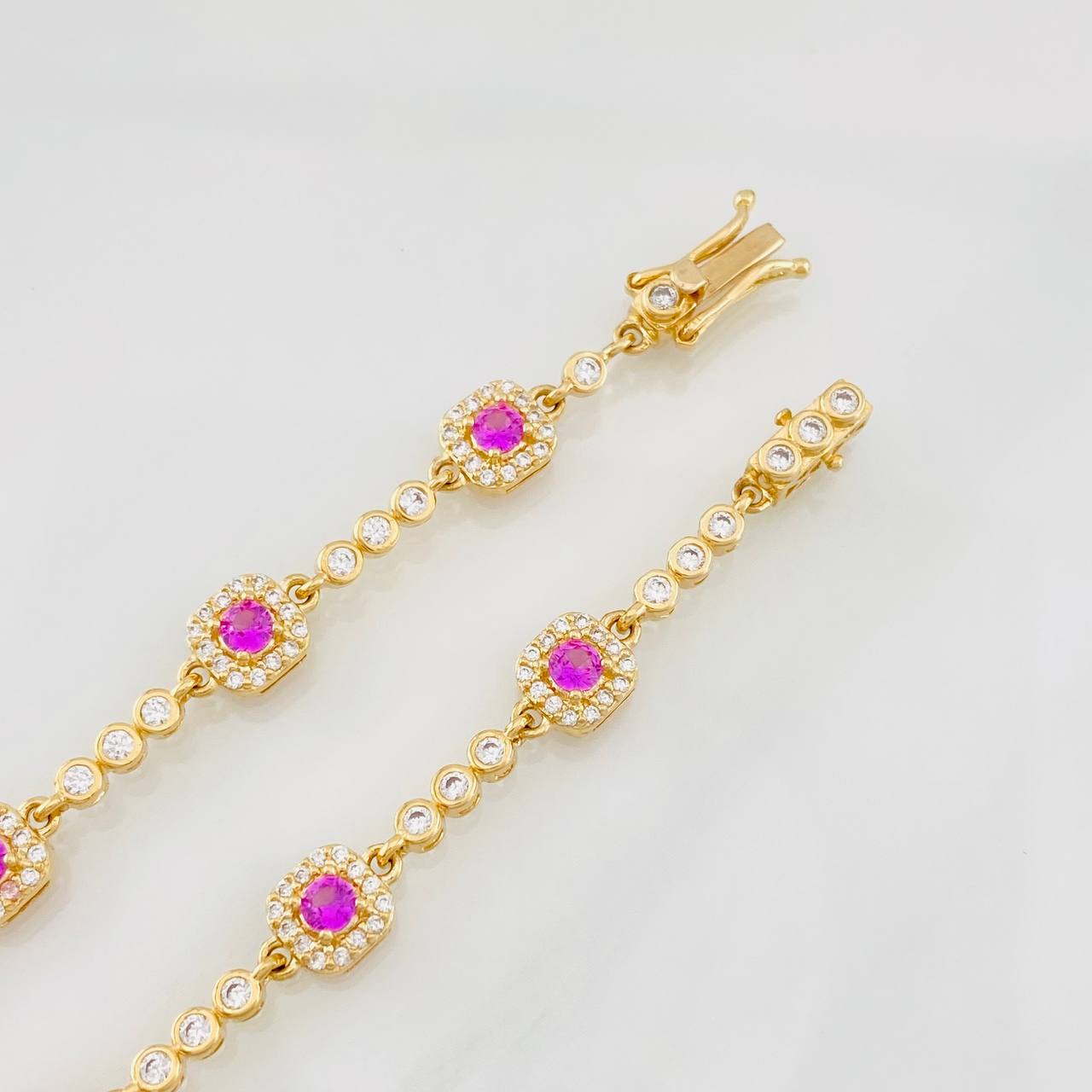 Tennis Bracelet Halo 9.3g / 6 3/4 in / 2.67mm Yellow Gold 18K