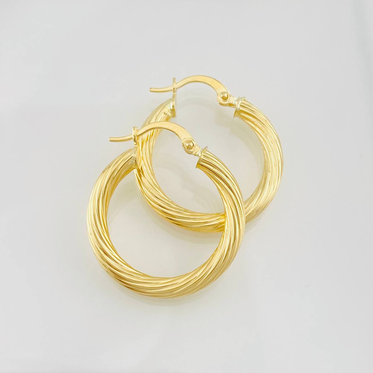Hoop Earrings Mary 2.9g / 1 in Yellow Gold 18K