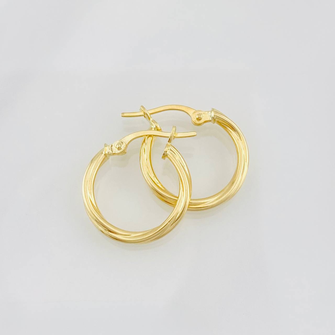 Hoop Earrings Mary 1.05g / 3/4 in Yellow Gold 18K