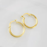 Hoop Earrings Clau 1.1g / 3/4 in 18K Yellow Gold