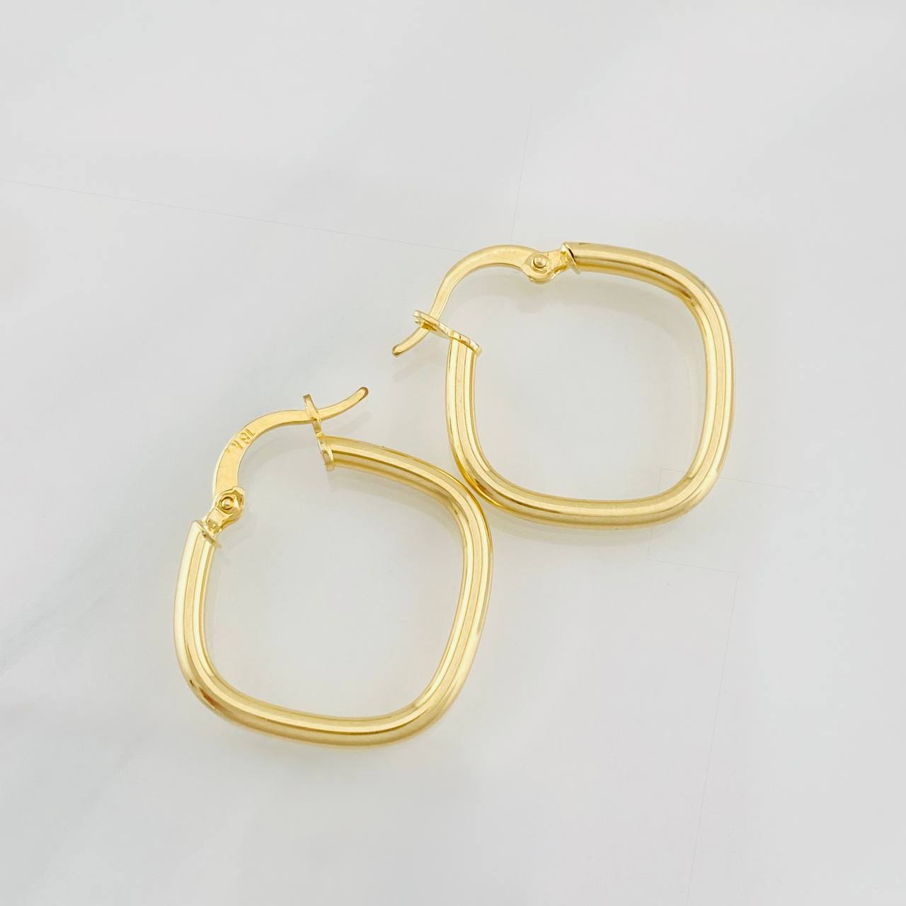 Hoop Earrings Rombo 1.45g / 1 in 18K Yellow Gold