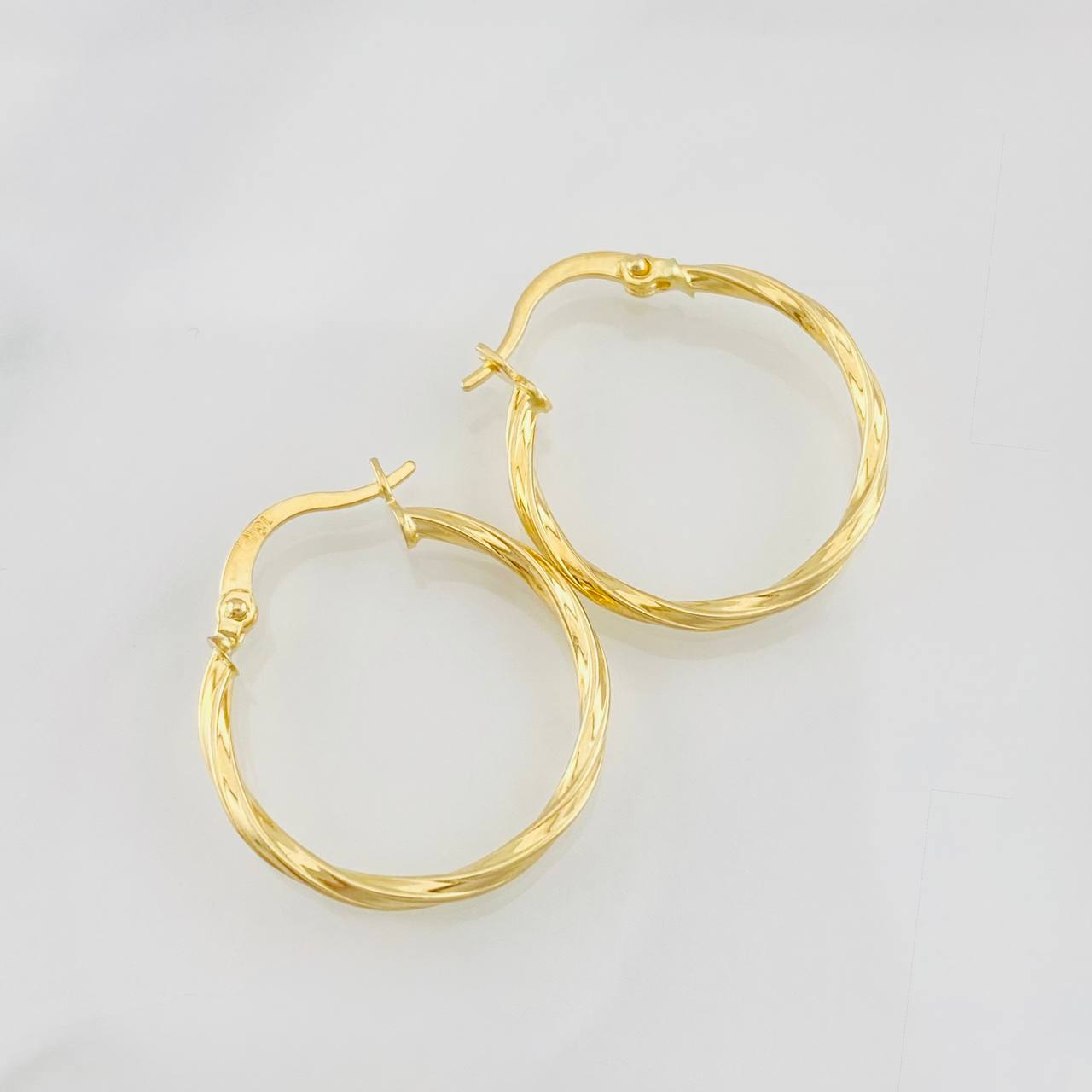 Hoop Earrings Kari 1.1g / 1 in Yellow Gold 18K