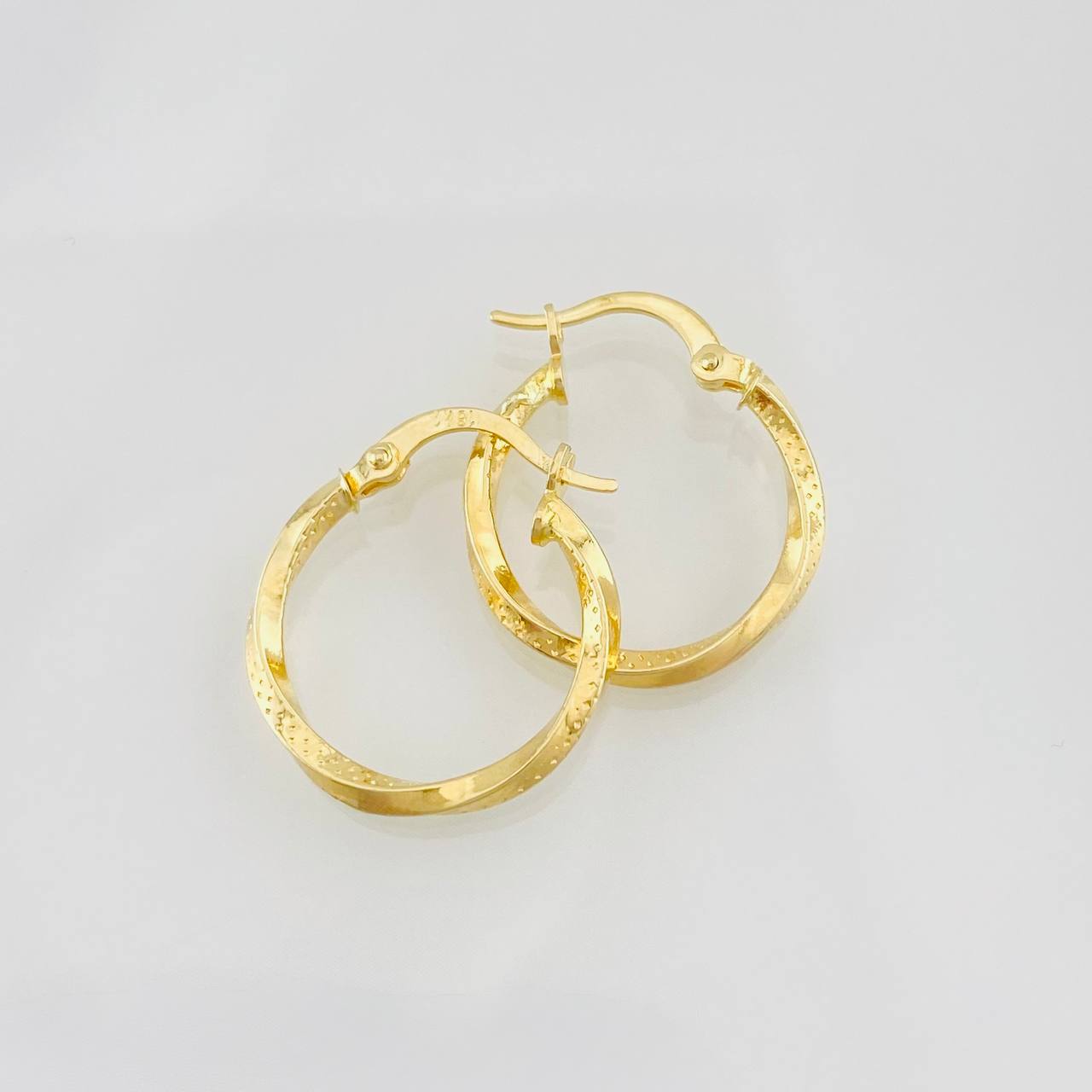Hoop Earrings Kari 1.15g / 3/4 in Yellow Gold 18K