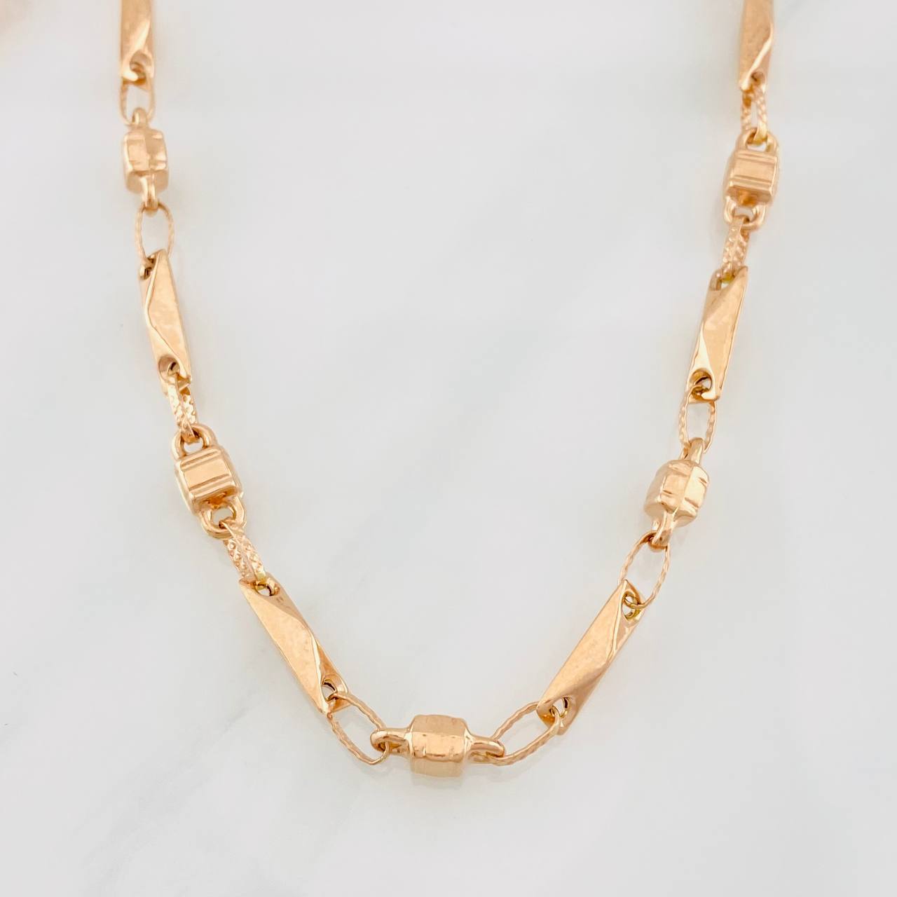 Rustic Barrel Chain 12.75g / 24 in / 4.4mm Rose Gold 18K