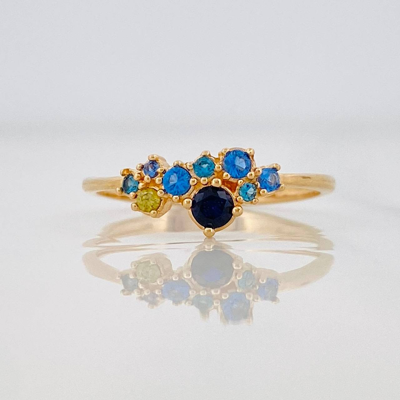Anillo Circulos 1.9g / T7 1/4 Oro Amarillo 18K