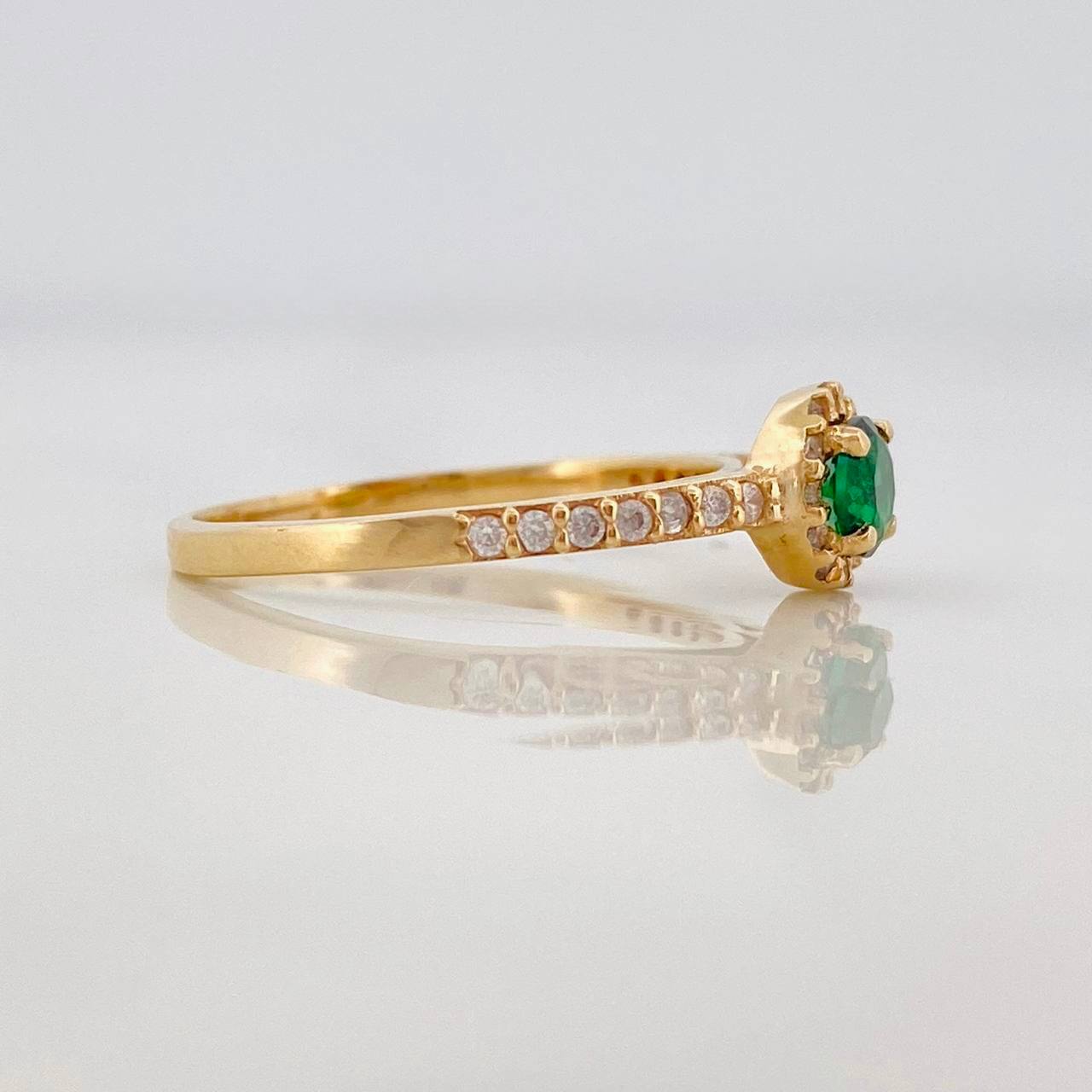 Anillo Halo 2.15g / T6 3/4 Oro Amarillo 18K