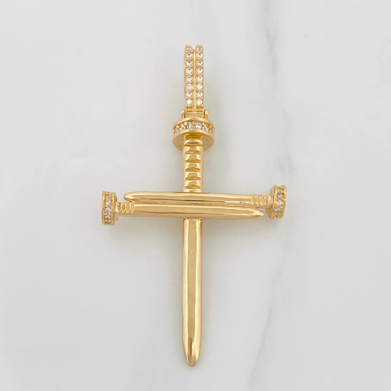 Dije Cruz Clavo 6.05g / 2 1/4 in Oro Amarillo 18K