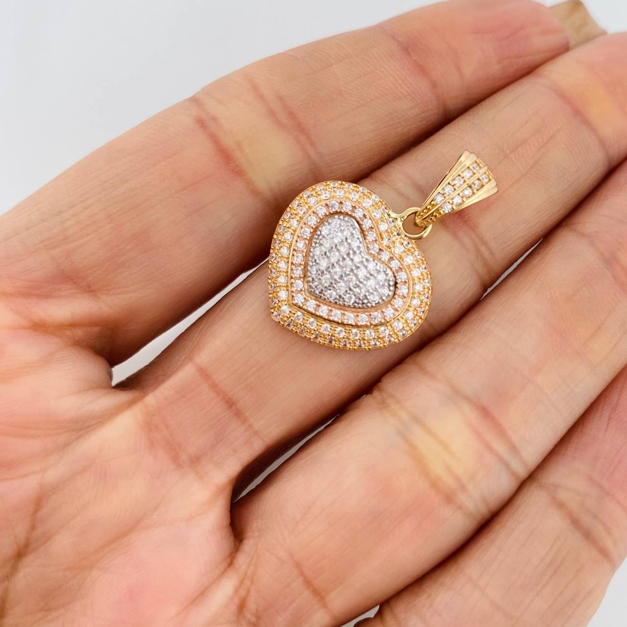 Dije Corazón Tupido 3.1g / 1 in Tres Oros 18K