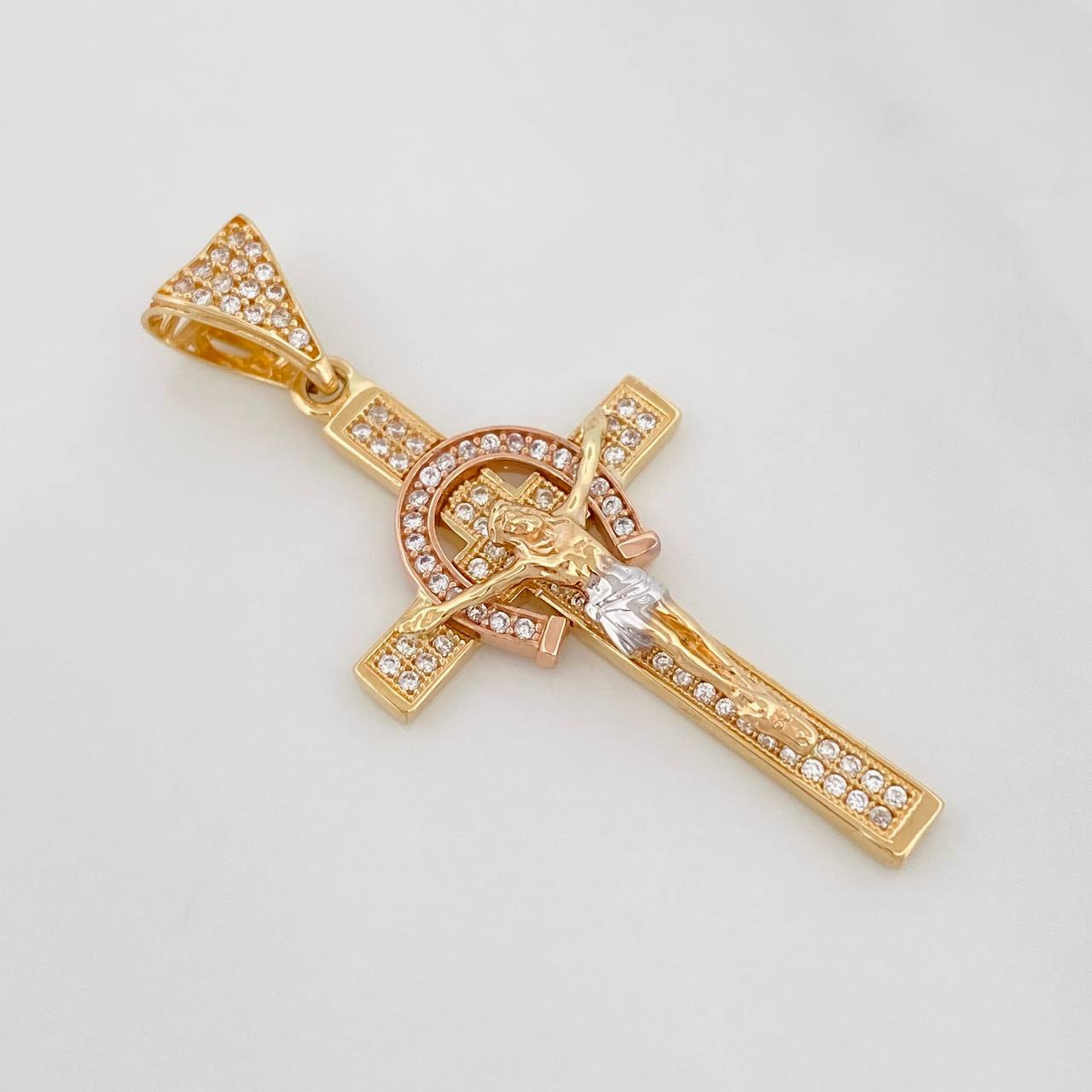 Dije Cruz Cristo 4.4g / 1 3/4 in Tres Oros 18K