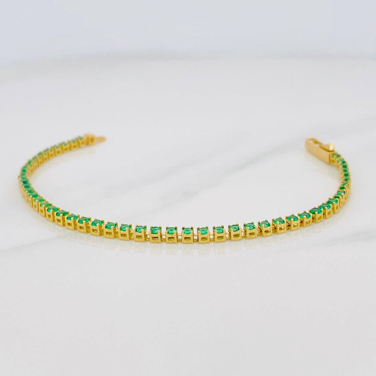 Pulso Tenis 4g / 6 in / 2.2mm Oro Amarillo 18K