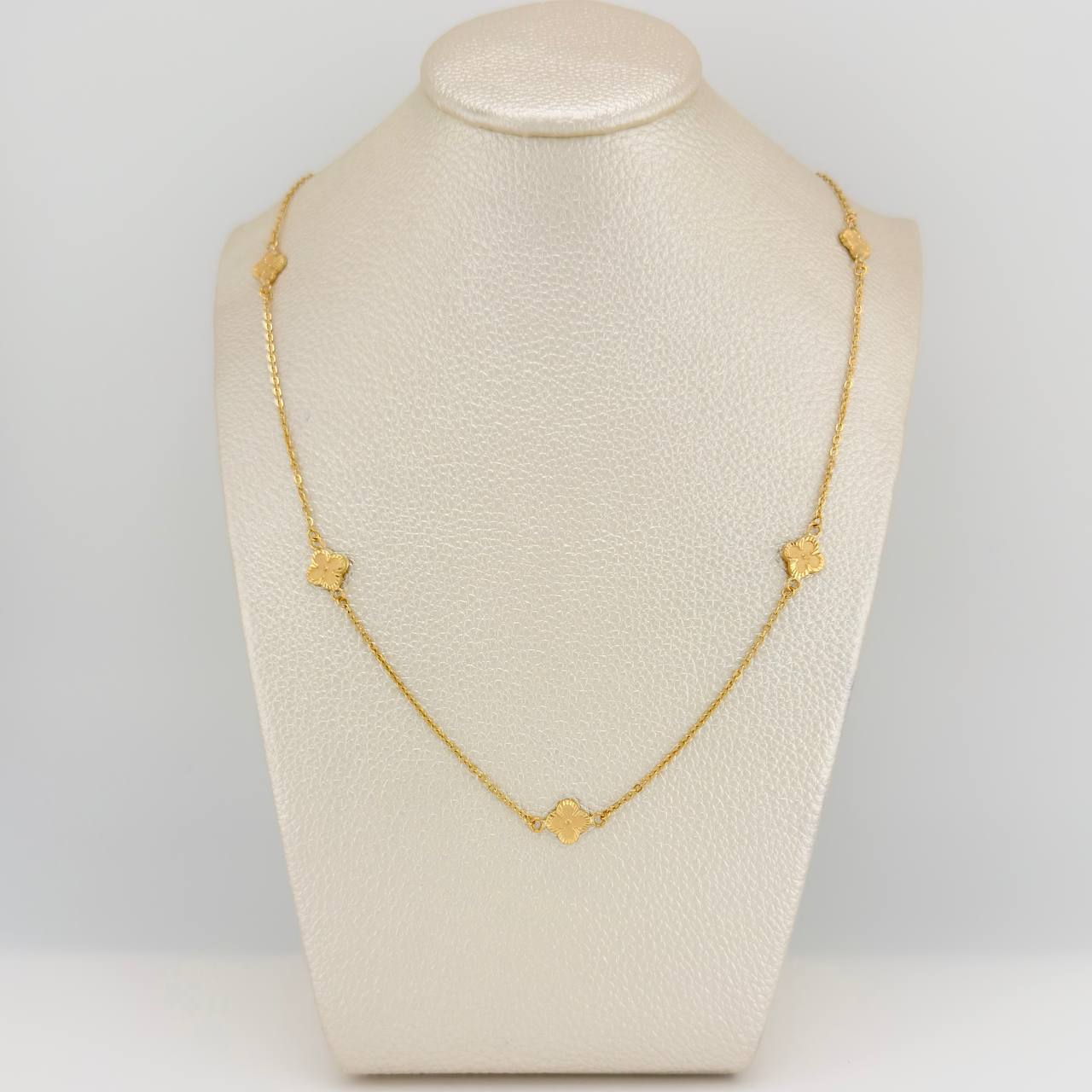 Cadena Aro Seguido Trebol 3.8gr / 18 1/4 in / 0.98mm Oro Amarillo 18K $