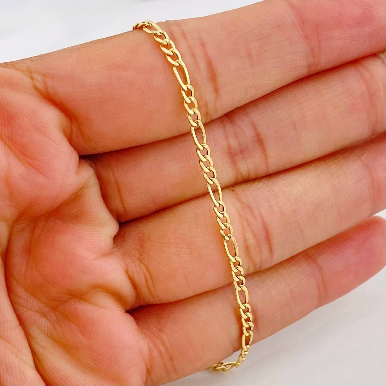 Figaro Bracelet 0.9g / 7 in / 2.4mm Yellow Gold 18K