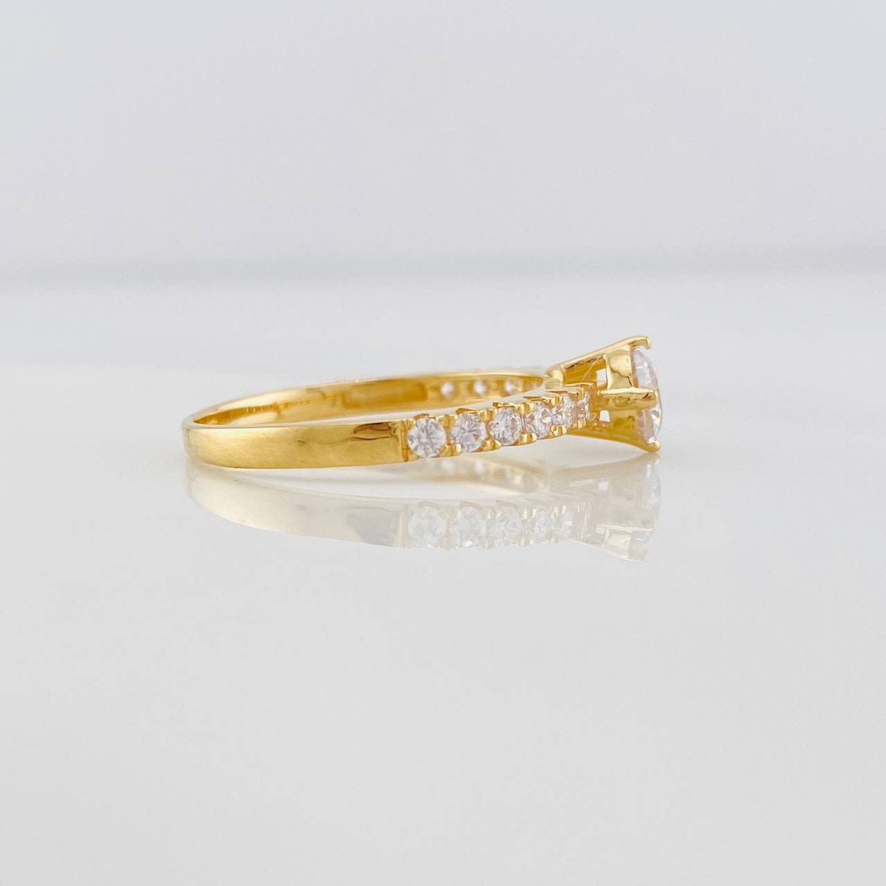 Solitaire Ring churumbela 2.15g / T6 1/2 Yellow Gold 18K