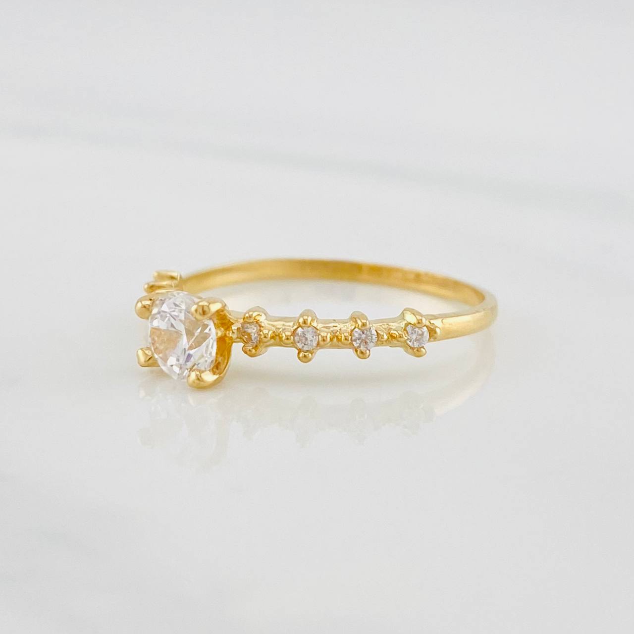 Solitaire churumbela ring 1.45g / T6 1/2 Yellow Gold 18K