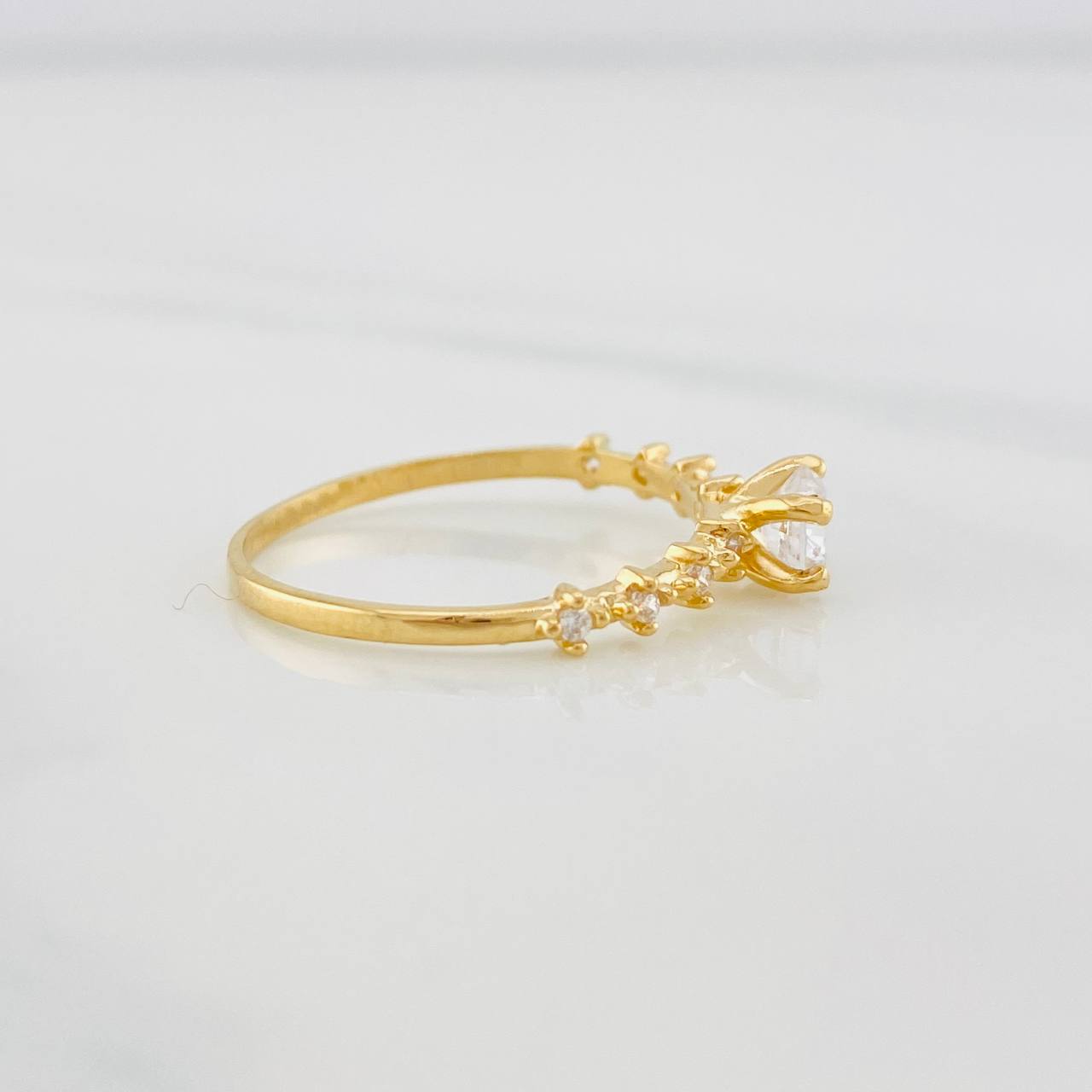 Solitaire churumbela ring 1.45g / T6 1/2 Yellow Gold 18K