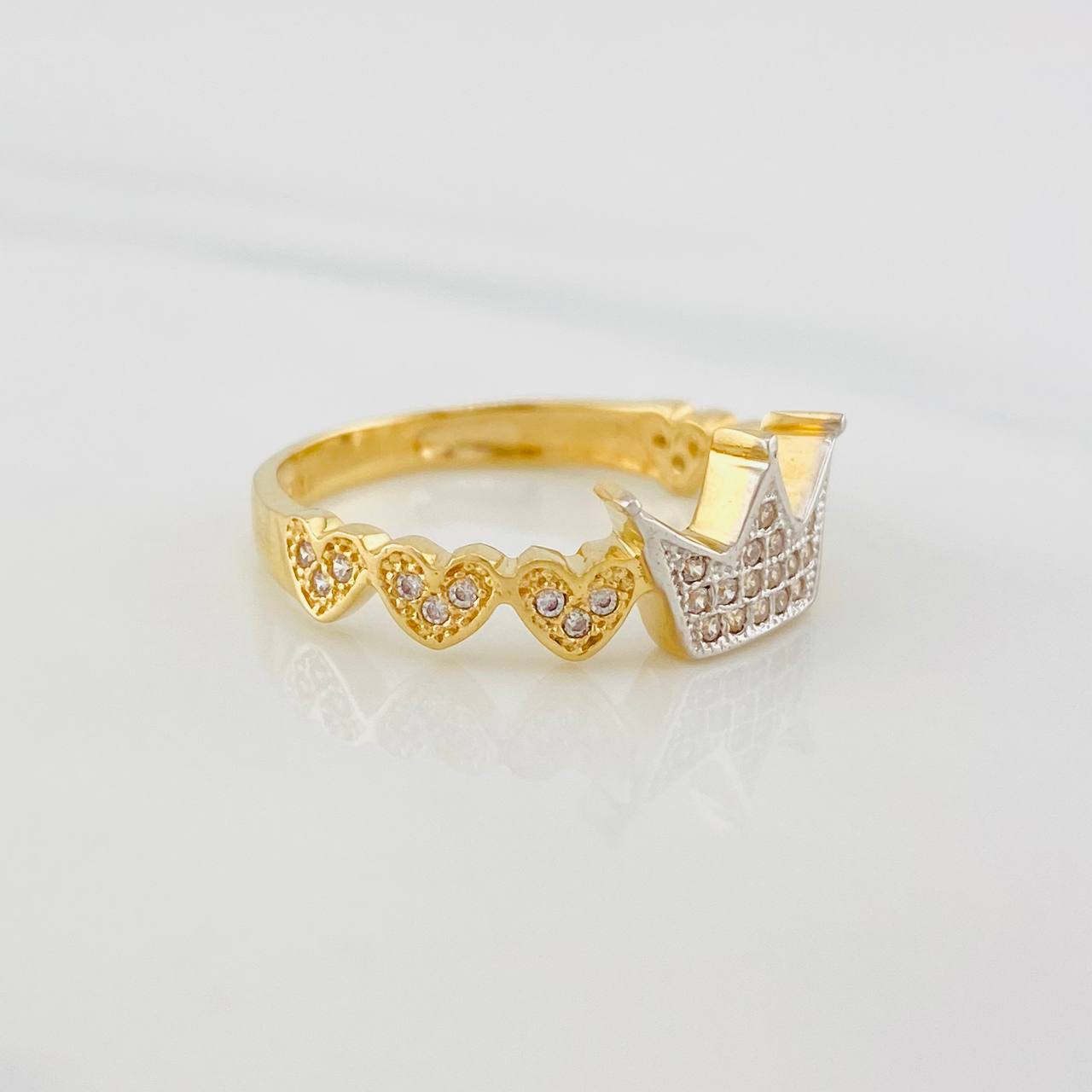 Crown Ring Hearts 2.85g / Size 6 3/4 Two-Tone Yellow White Gold 18K