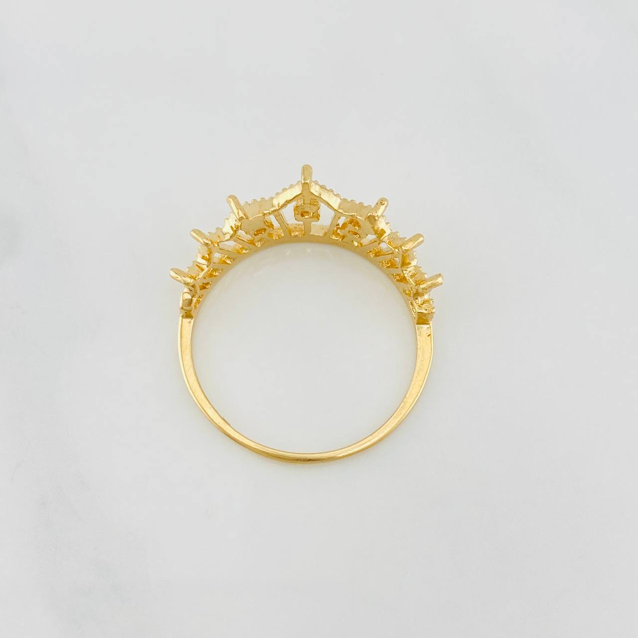 Anillo Tiara 2.2g / T7 1/4 Oro Amarillo 18K