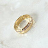 Anillo Argolla Basteada 3.85gr / T6 1/2 / Circones Blancos Oro Amarillo 18K ©