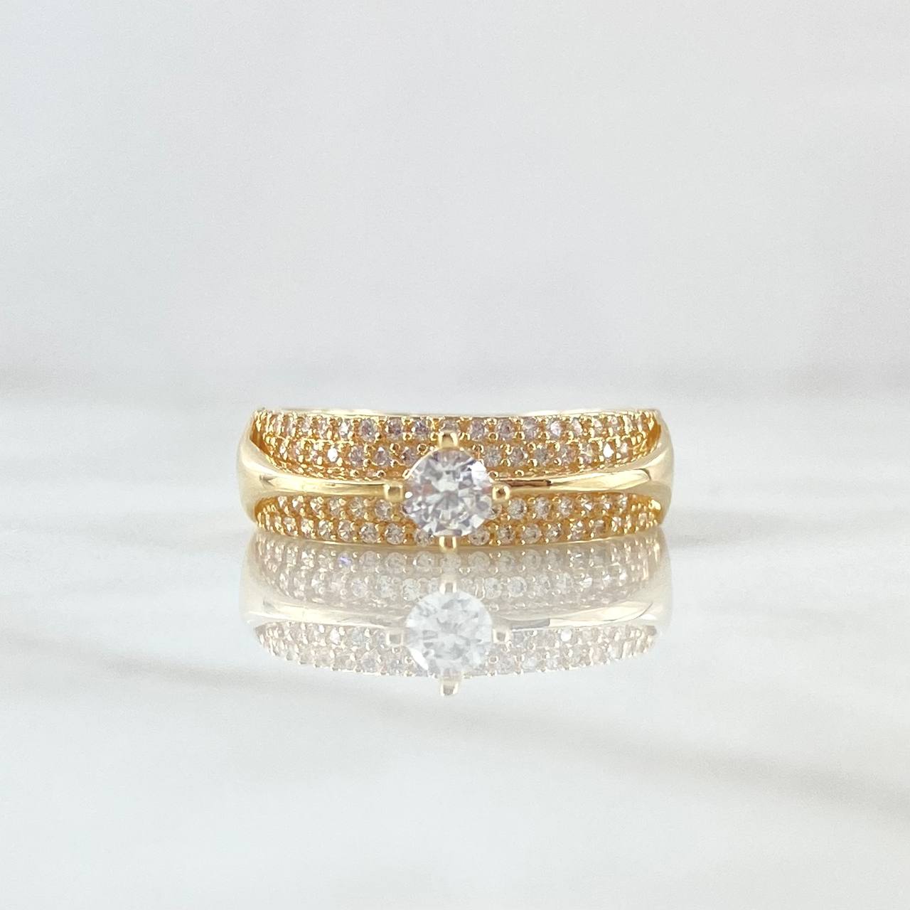 Anillo Solitario Infinito Interno 5.5gr / T6 1/2 / Circones Blancos Oro Amarillo 18K