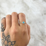 Ring Solitaire Halo Heart 1.7gr / T5 / White Sky Blue Zircons 18K Yellow Gold