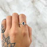 Solitaire Ring Solitaire 2.15gr / Size 7 1/4 / White Zircons Royal Blue 18K Yellow Gold