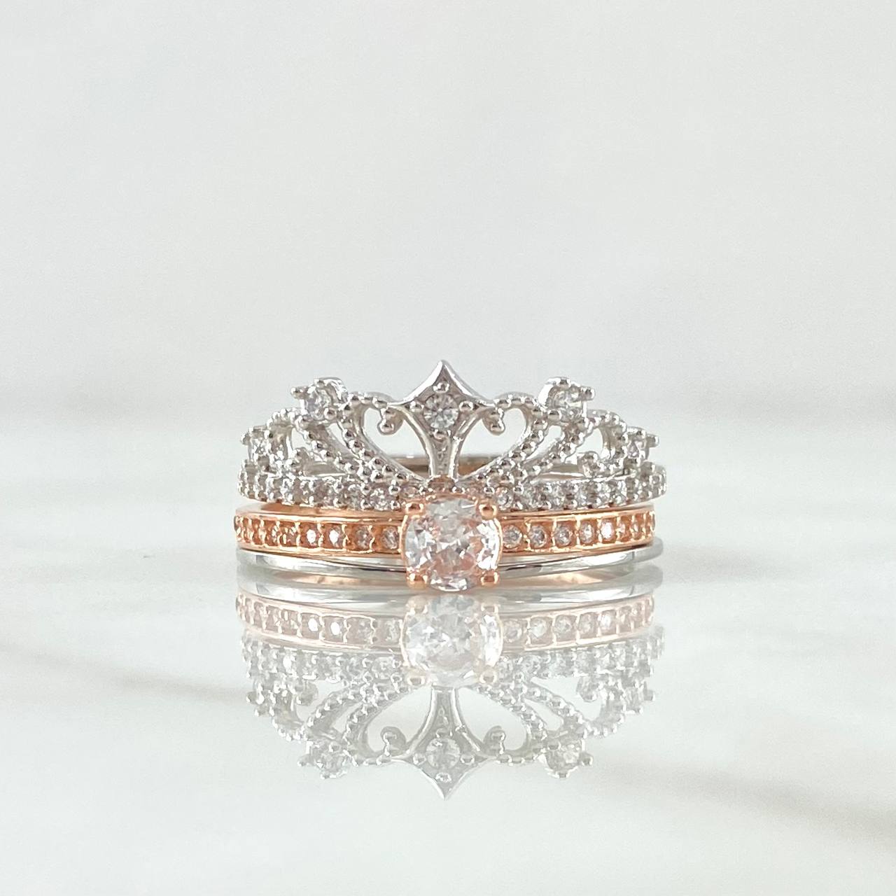 Anillo Corona Real Doble Solitario 4.25gr / T8 / Circones Blancos Dos Oros Blanco Rosa 18K