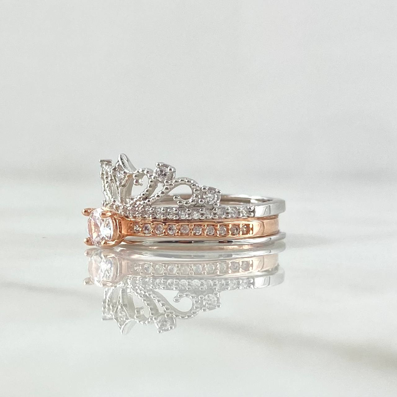 Anillo Corona Real Doble Solitario 4.25gr / T8 / Circones Blancos Dos Oros Blanco Rosa 18K
