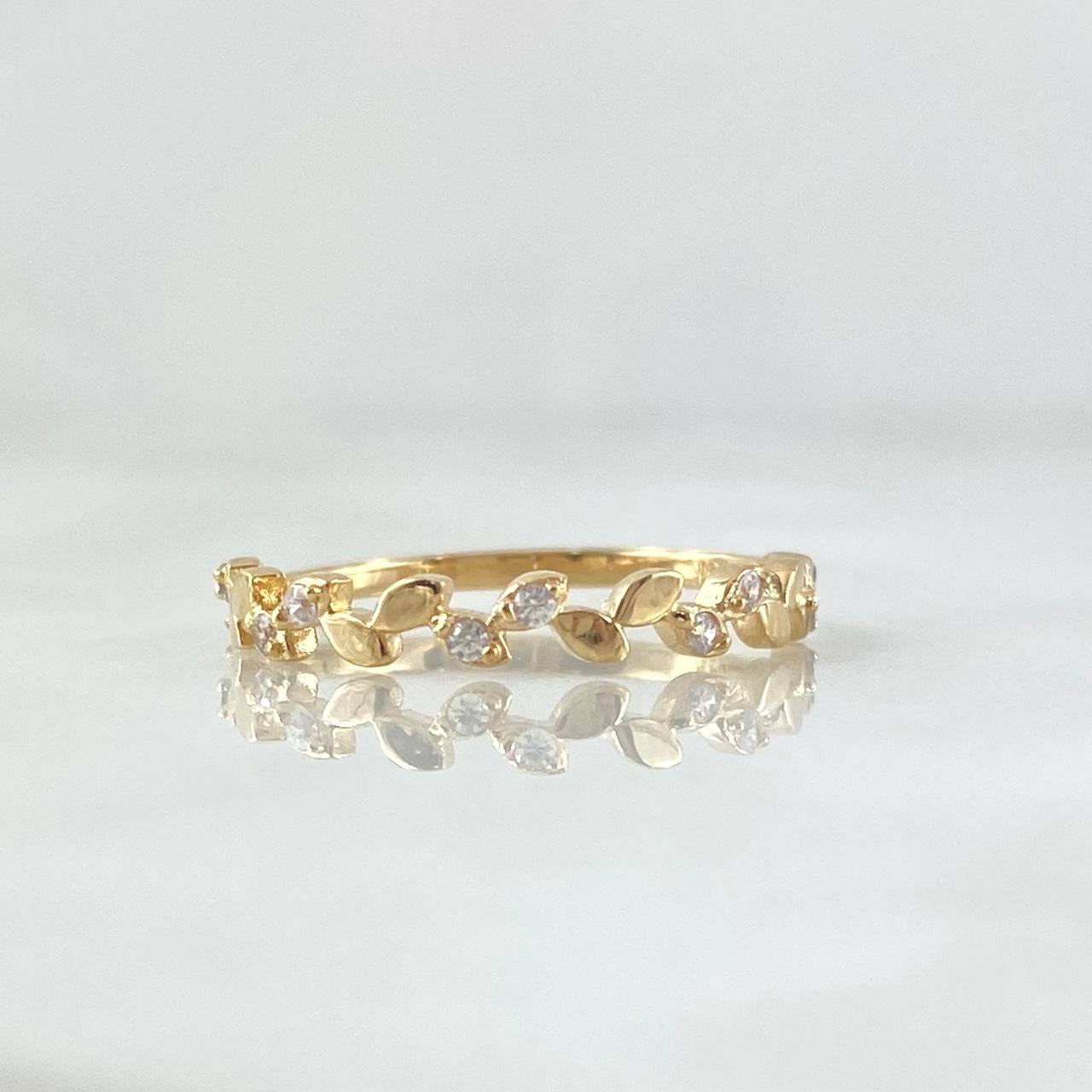 Anillo Hojas Intercaladas 1.3gr / T7 1/4 / Circones Blancos Oro Amarillo 18K©