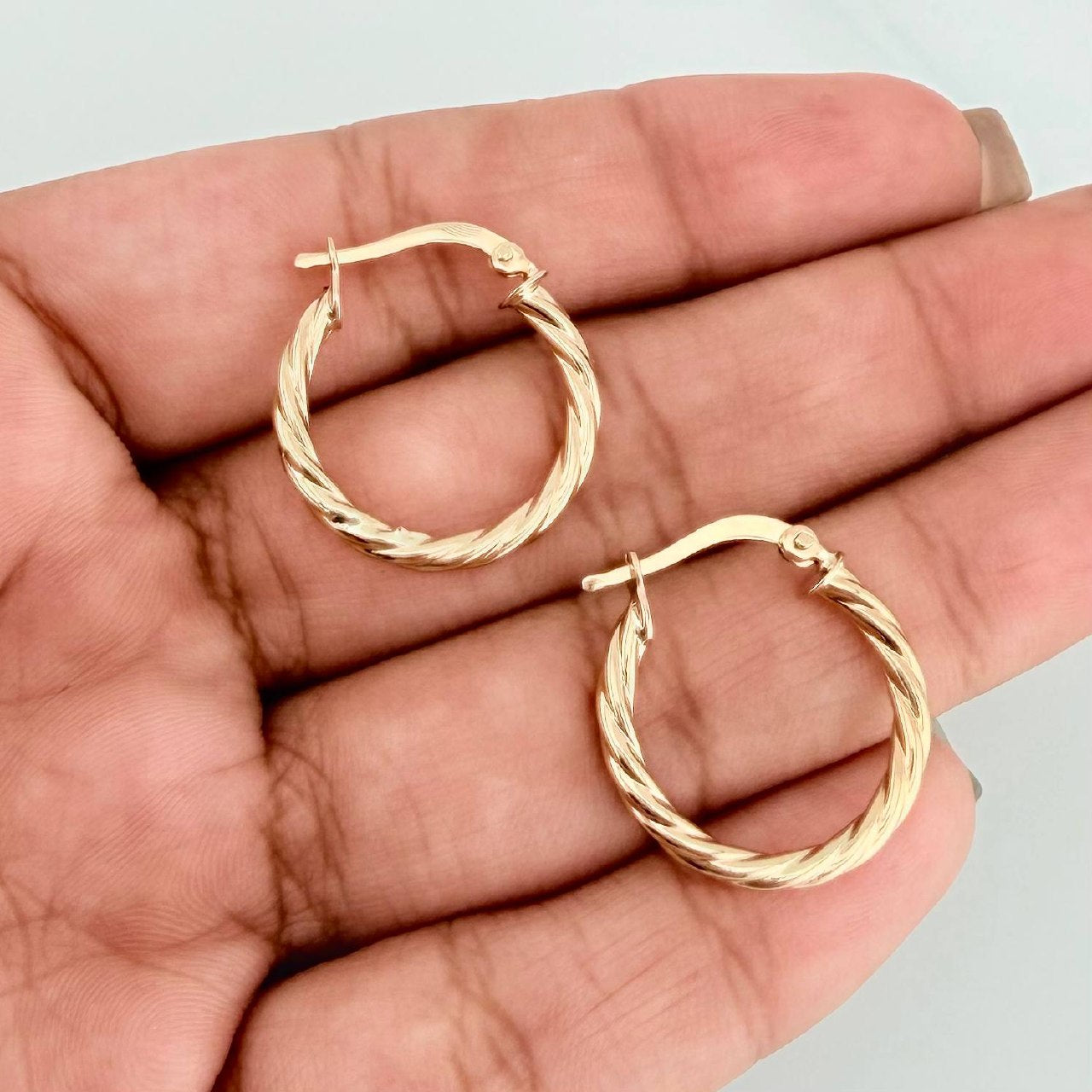 Candongas Mary 1.9 g / 3/4 in Oro Amarillo 18K