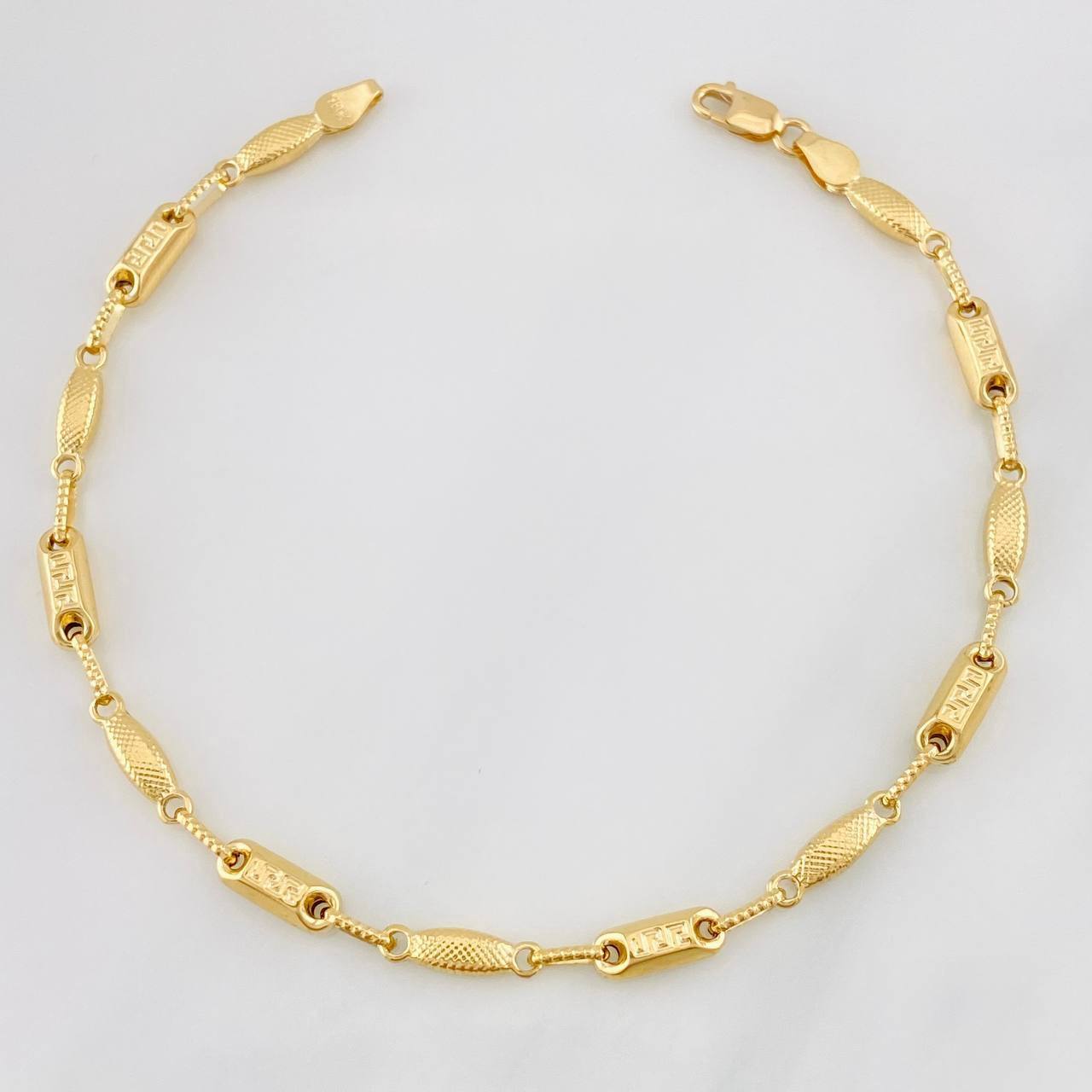 Pulso Rustico Eslabon 4.15g / 7 3/4 in / 3.85mm Oro Amarillo 18K
