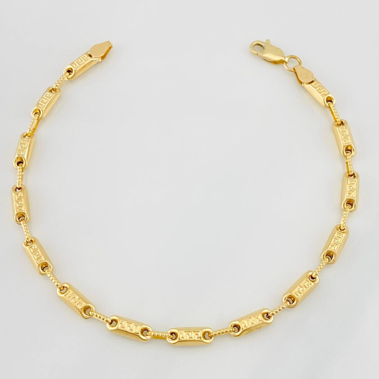 Pulso Rustico Tribal 4.85g / 7 3/4 in / 3.77mm Oro Amarillo 18K