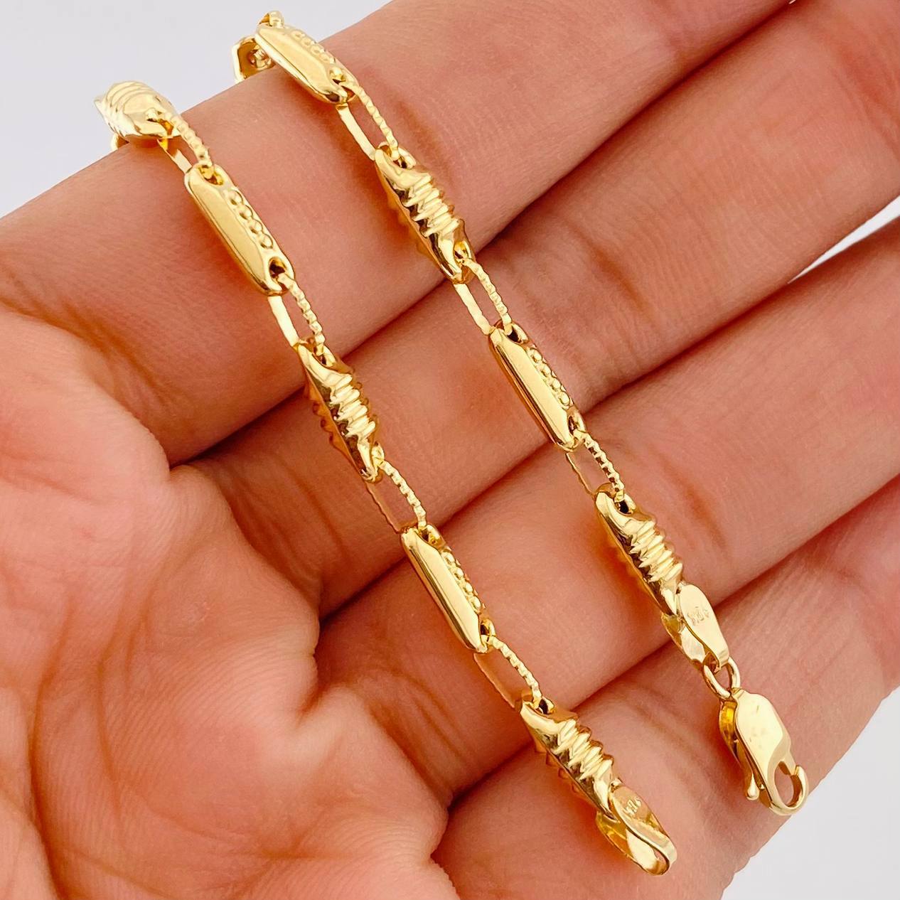 Pulso Rustico Barril Rayado 5.35g / 8 3/4 in / 3.92mm Oro Amarillo 18K