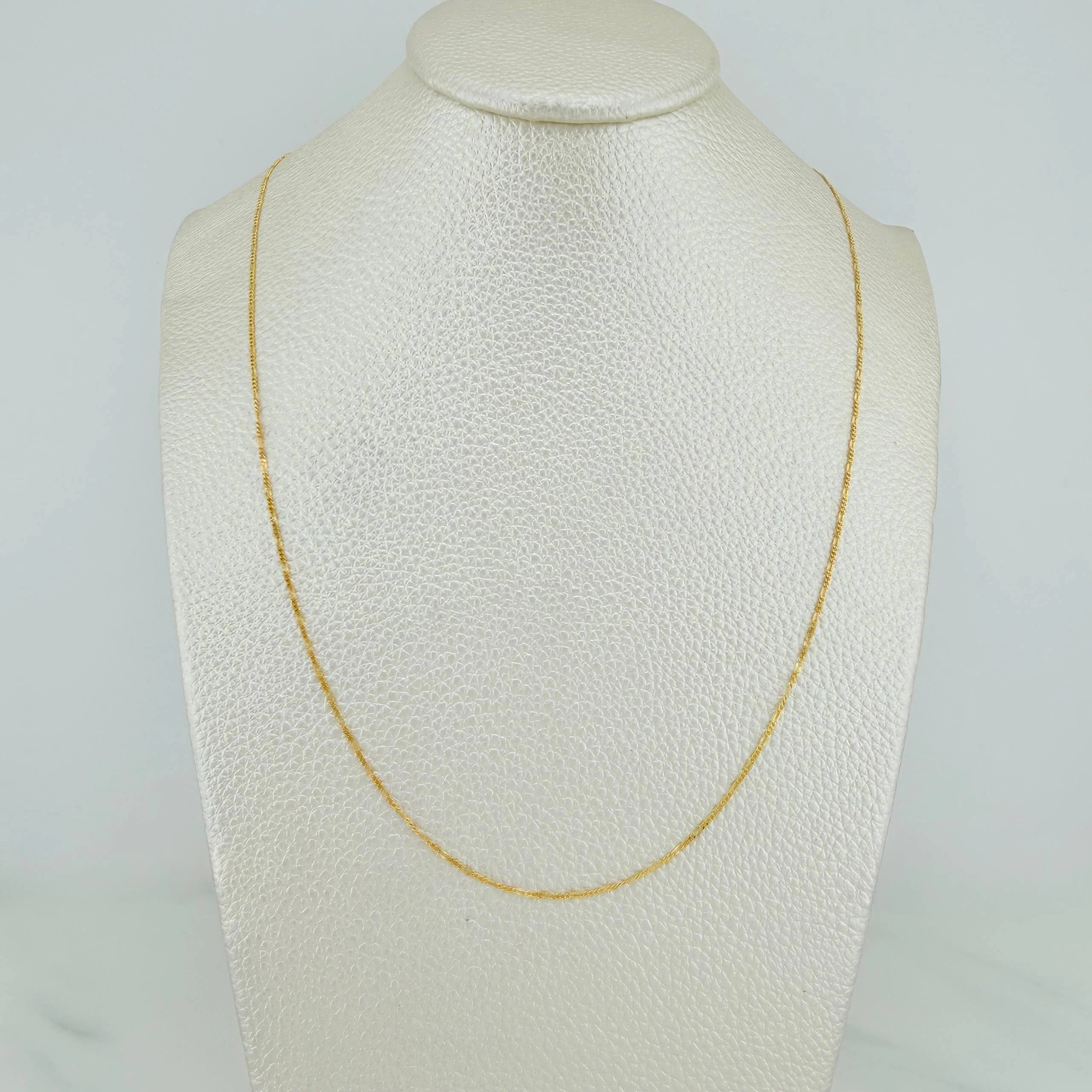 Figaro Chain Diamond Cut 1.15 g / 17 3/4 in / 0.5 mm 18K Yellow Gold