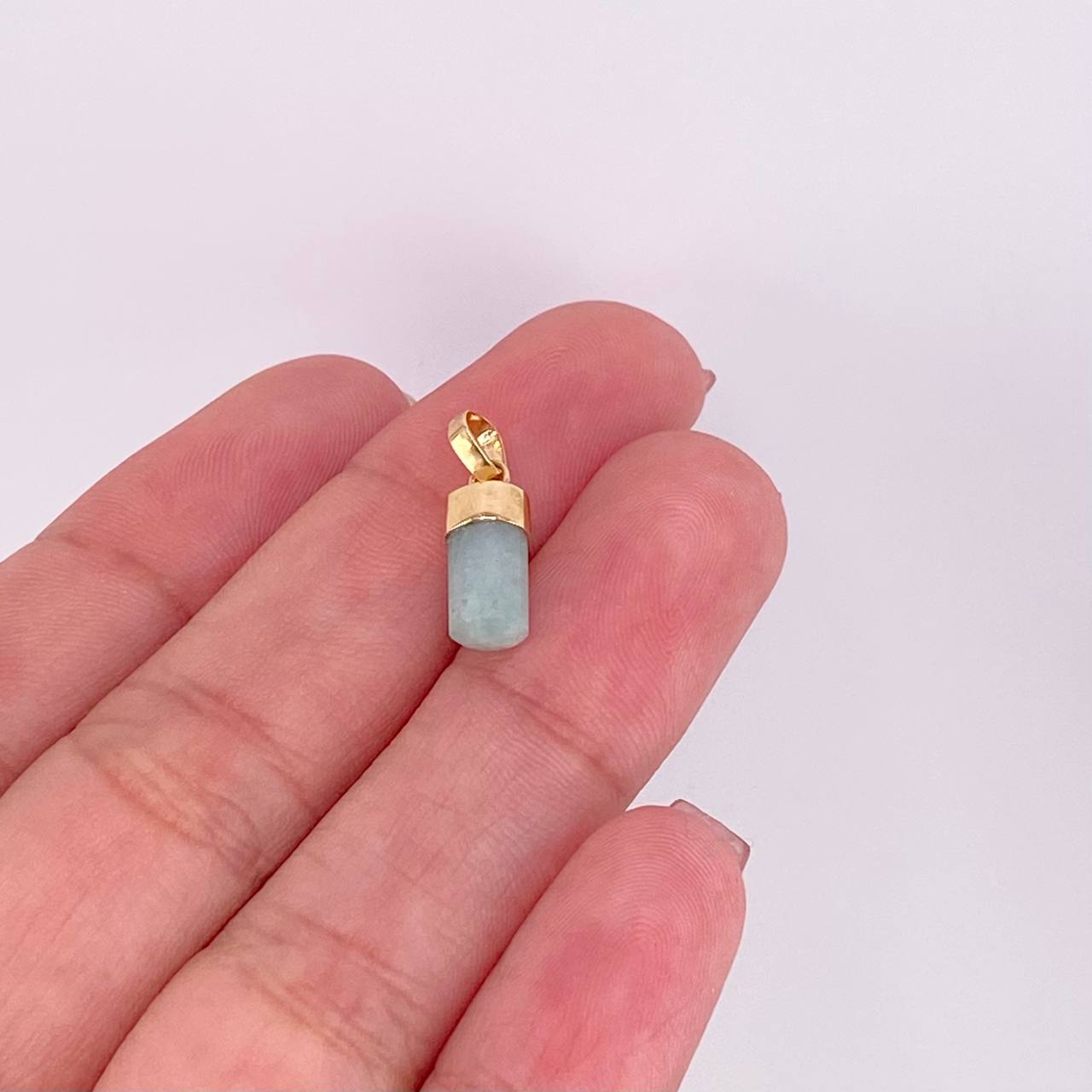 Dije Morralla Esmeralda 0.8g / 3/4 in Oro Amarillo 18K