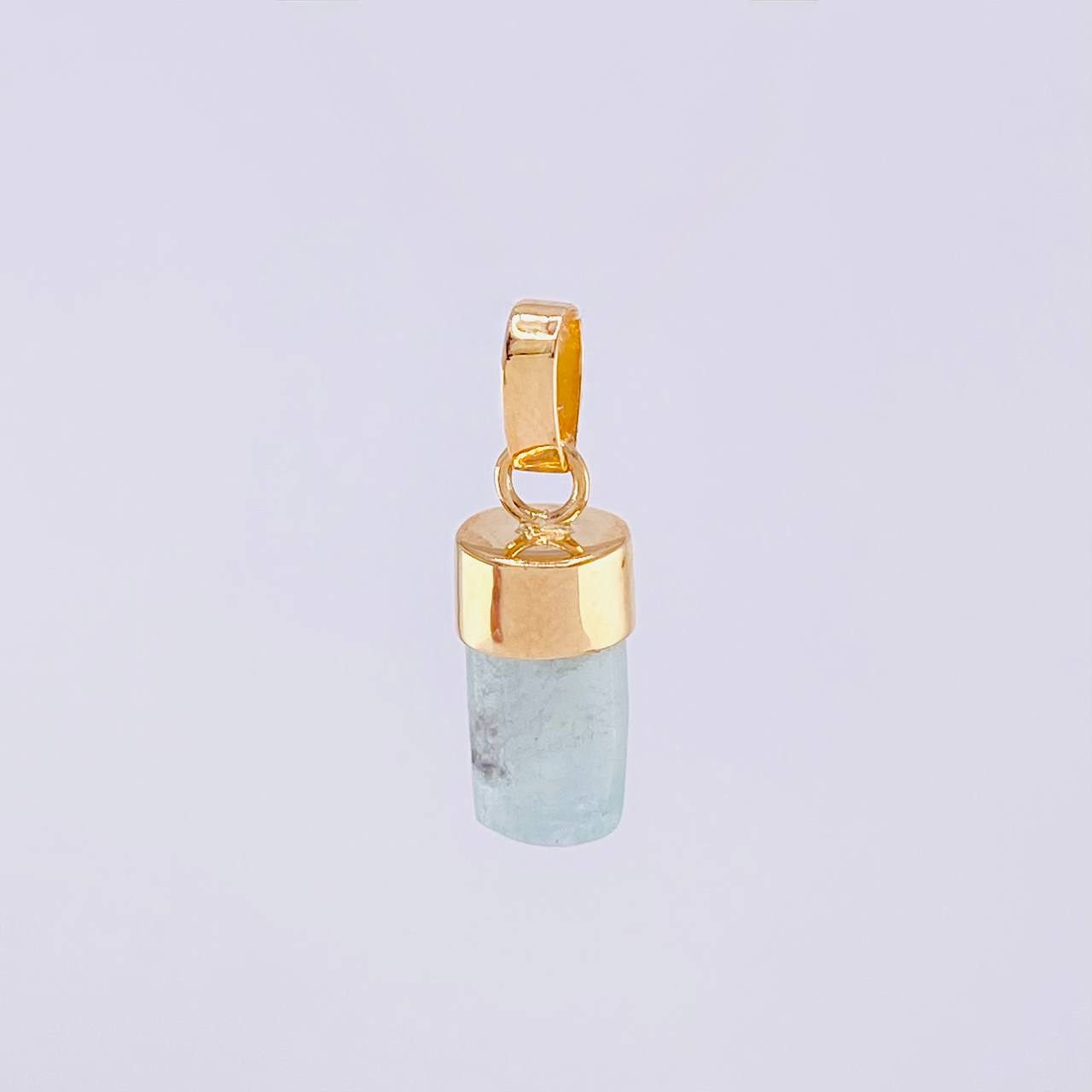 Pendant Rough Emerald 0.8g / 3/4 in 18K Yellow Gold